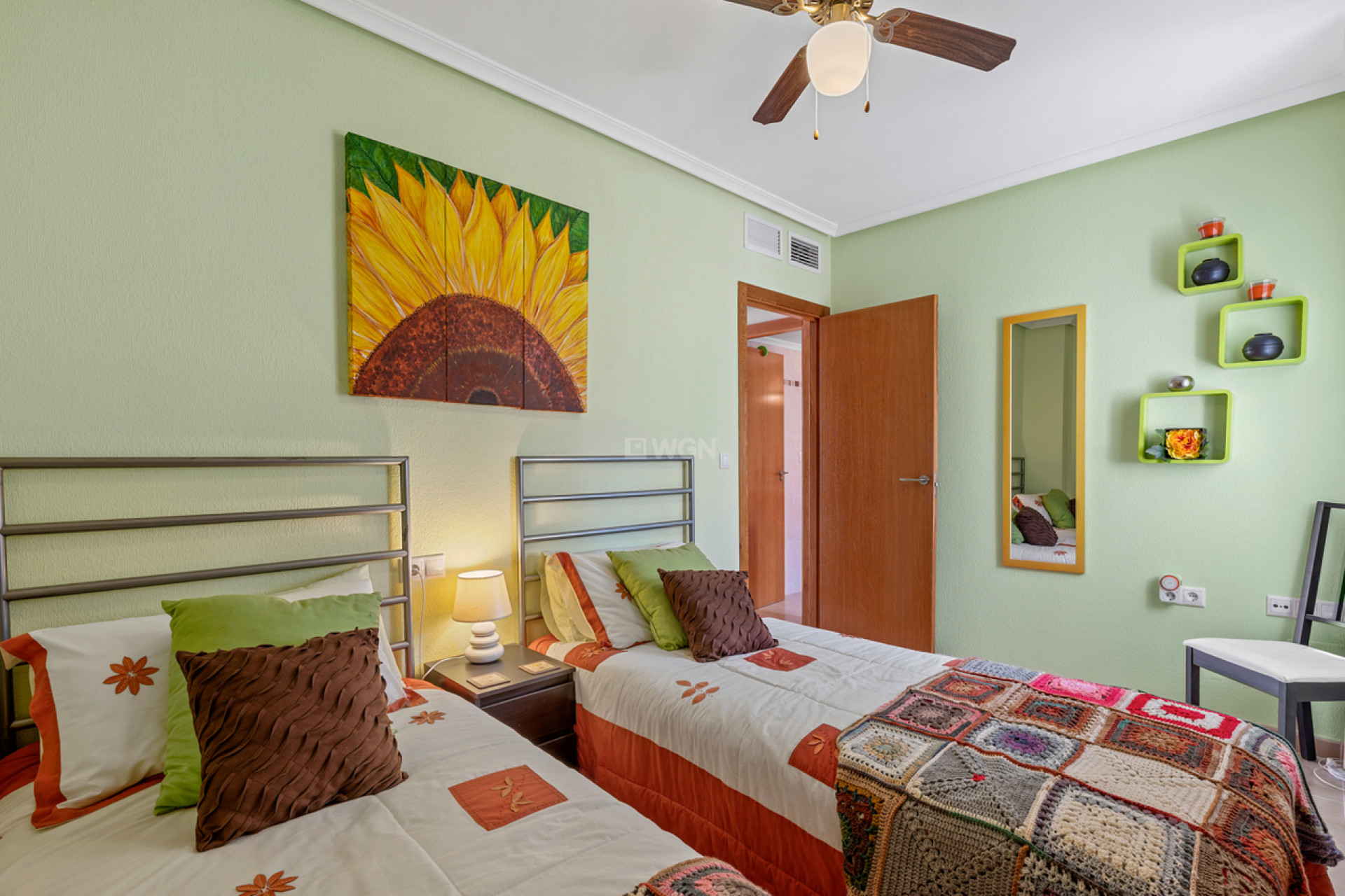 Resale - Townhouse - San Miguel de Salinas - Inland