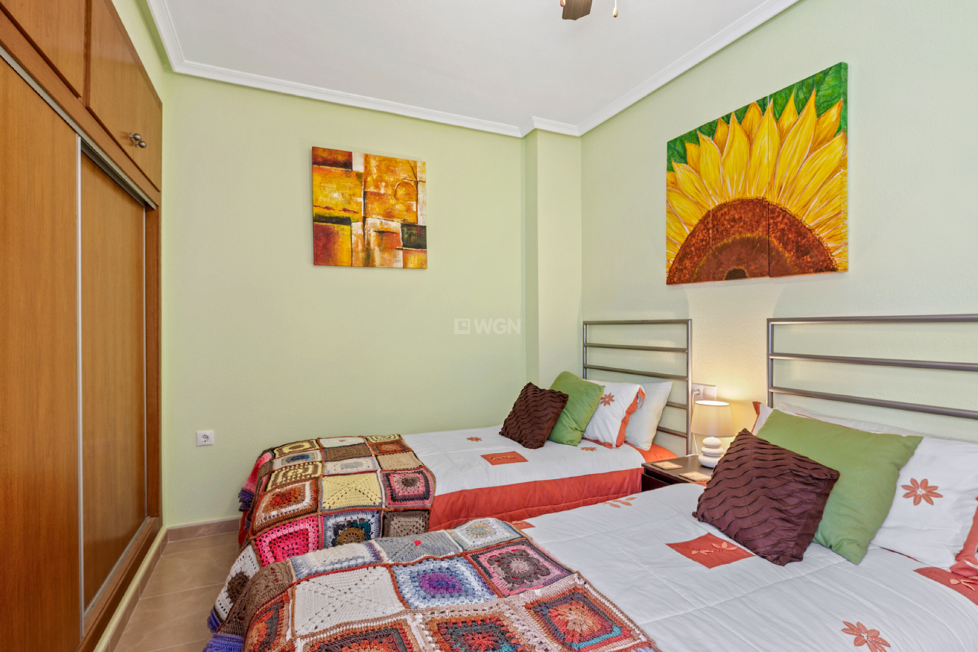 Resale - Townhouse - San Miguel de Salinas - Inland