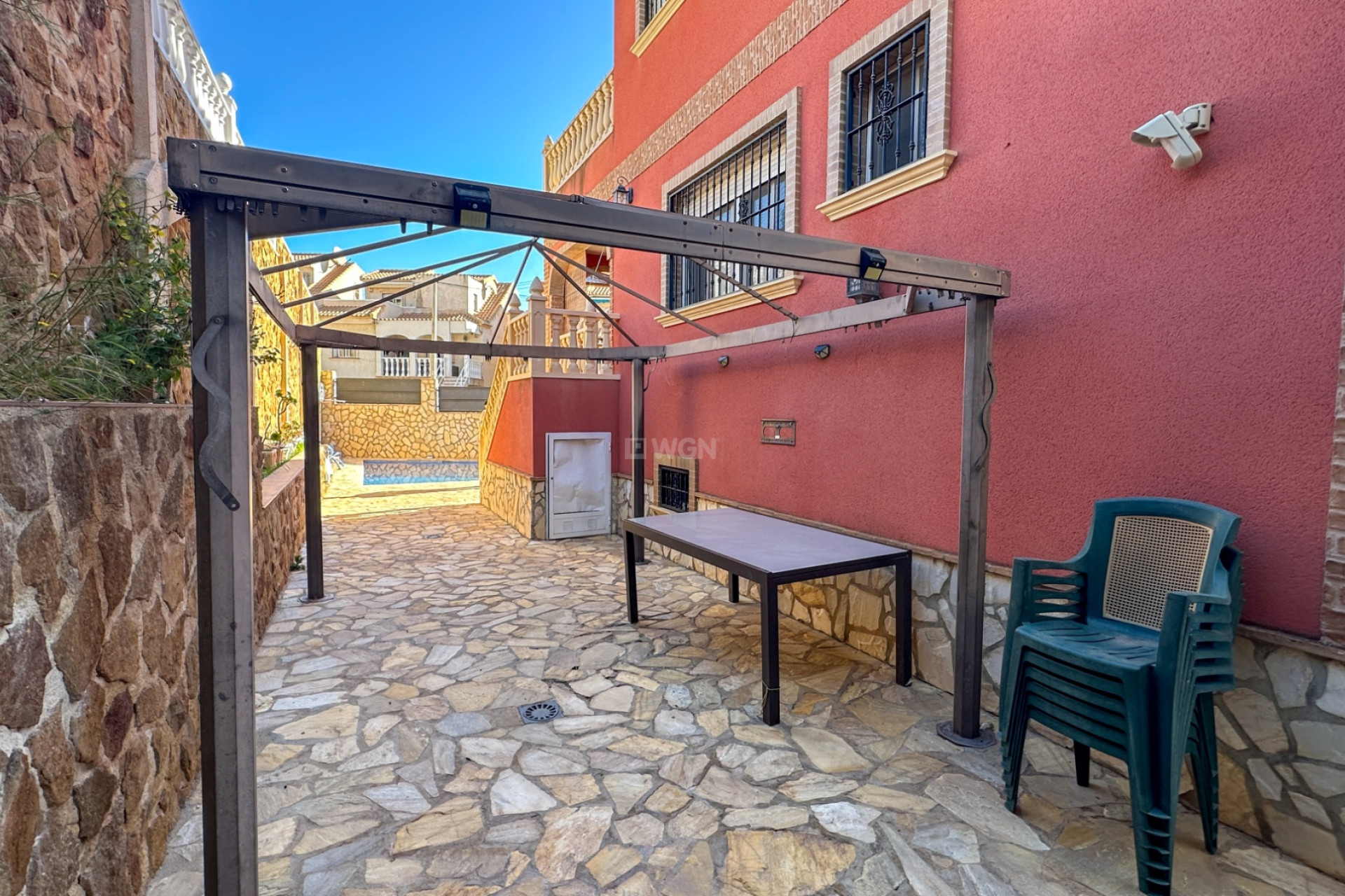 Resale - Townhouse - San Miguel de Salinas - Inland