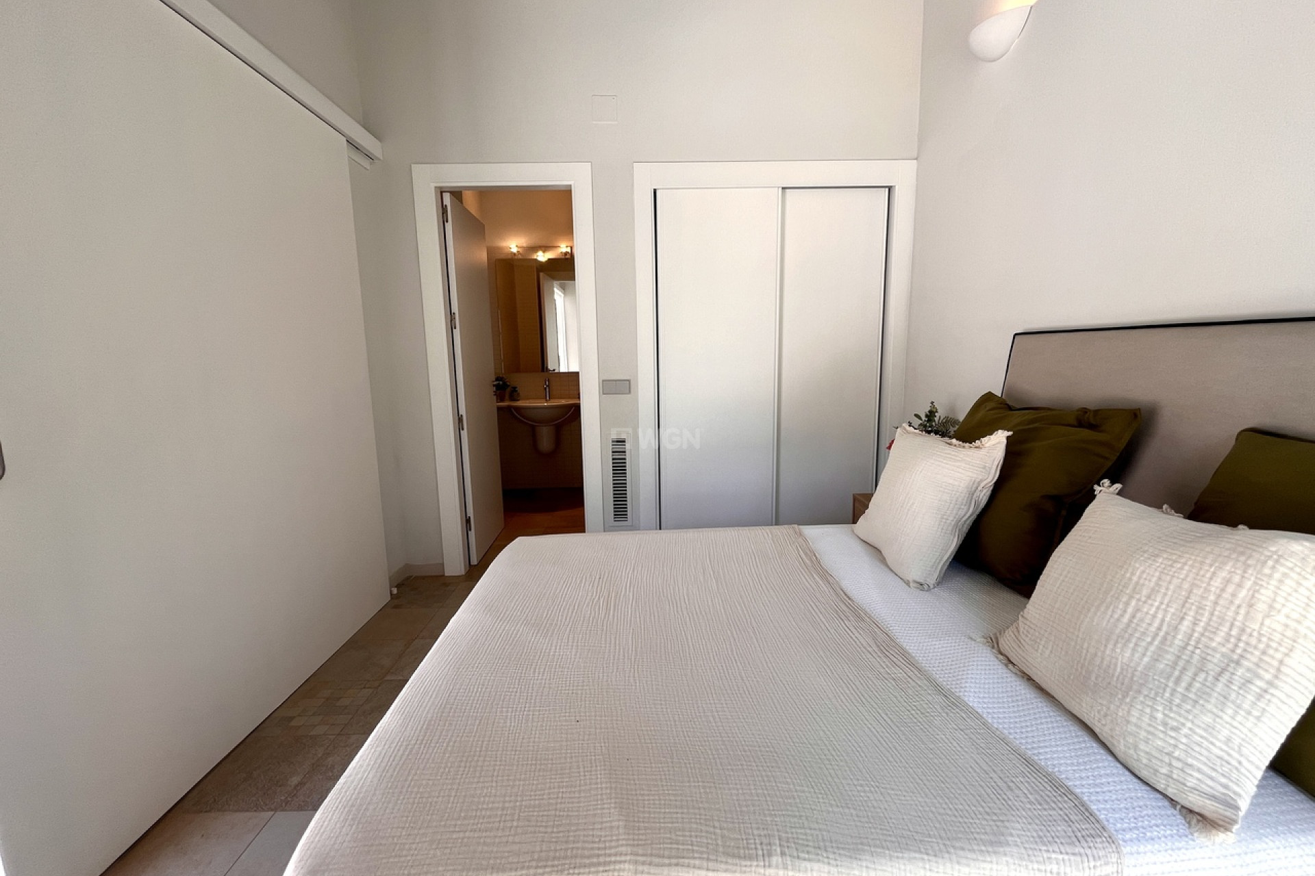 Resale - Townhouse - Sucina - Inland