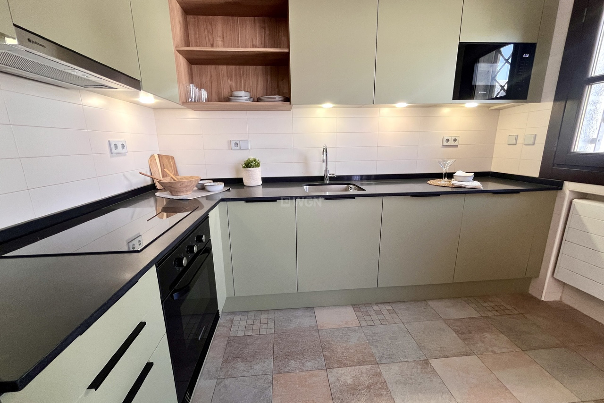 Resale - Townhouse - Sucina - Inland