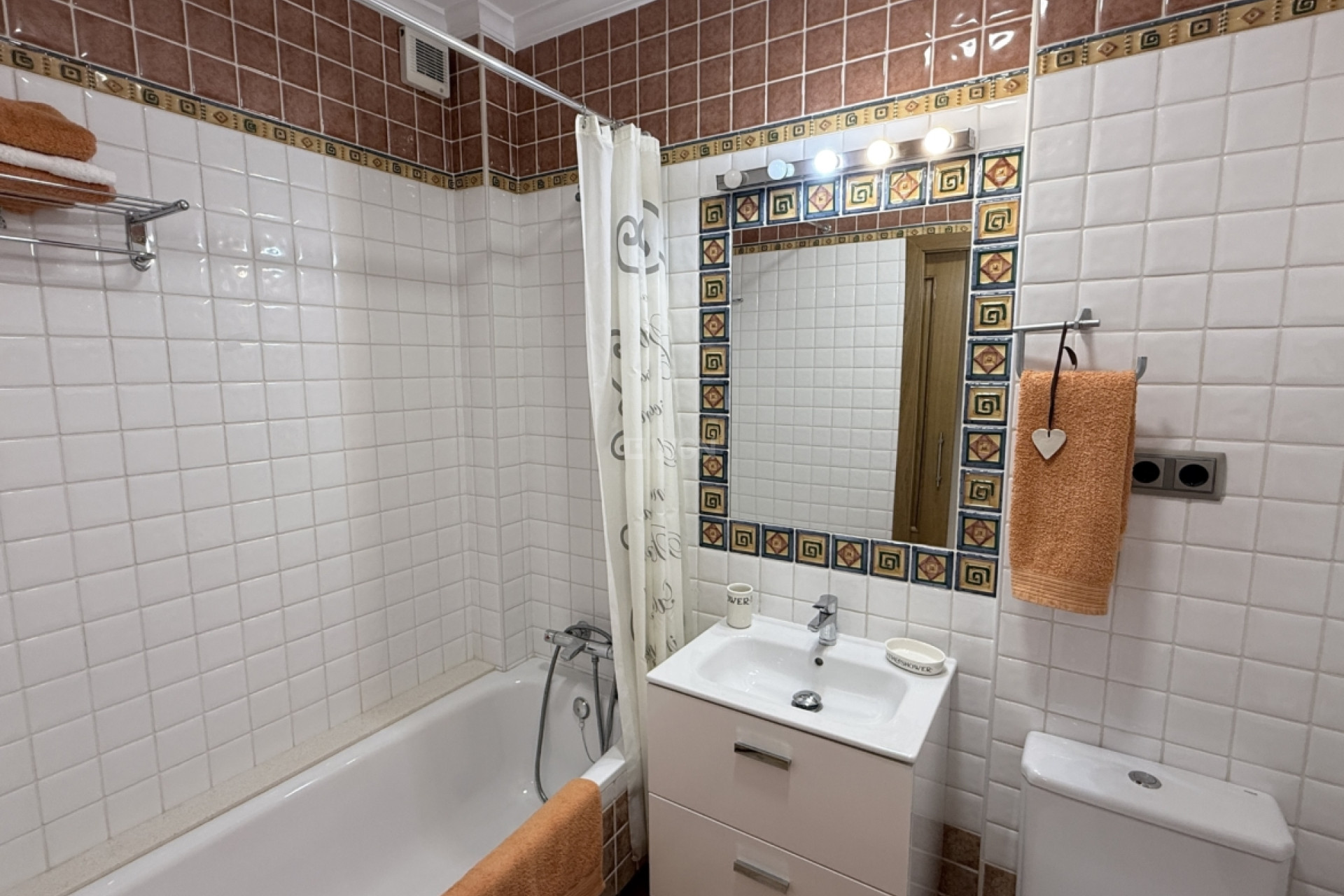 Resale - Townhouse - Sucina - Inland