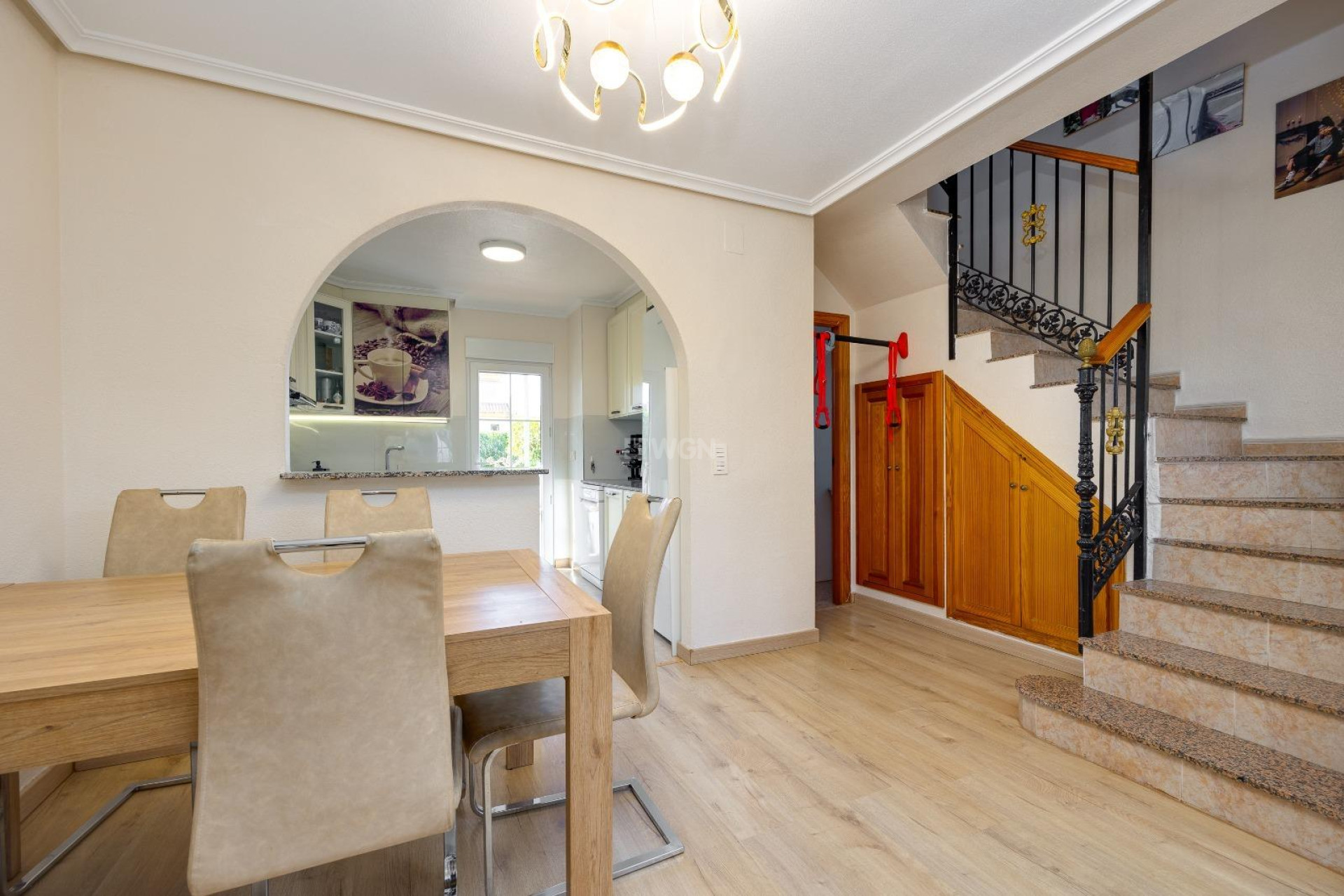 Resale - Townhouse - Torrevieja - aguas nuevas