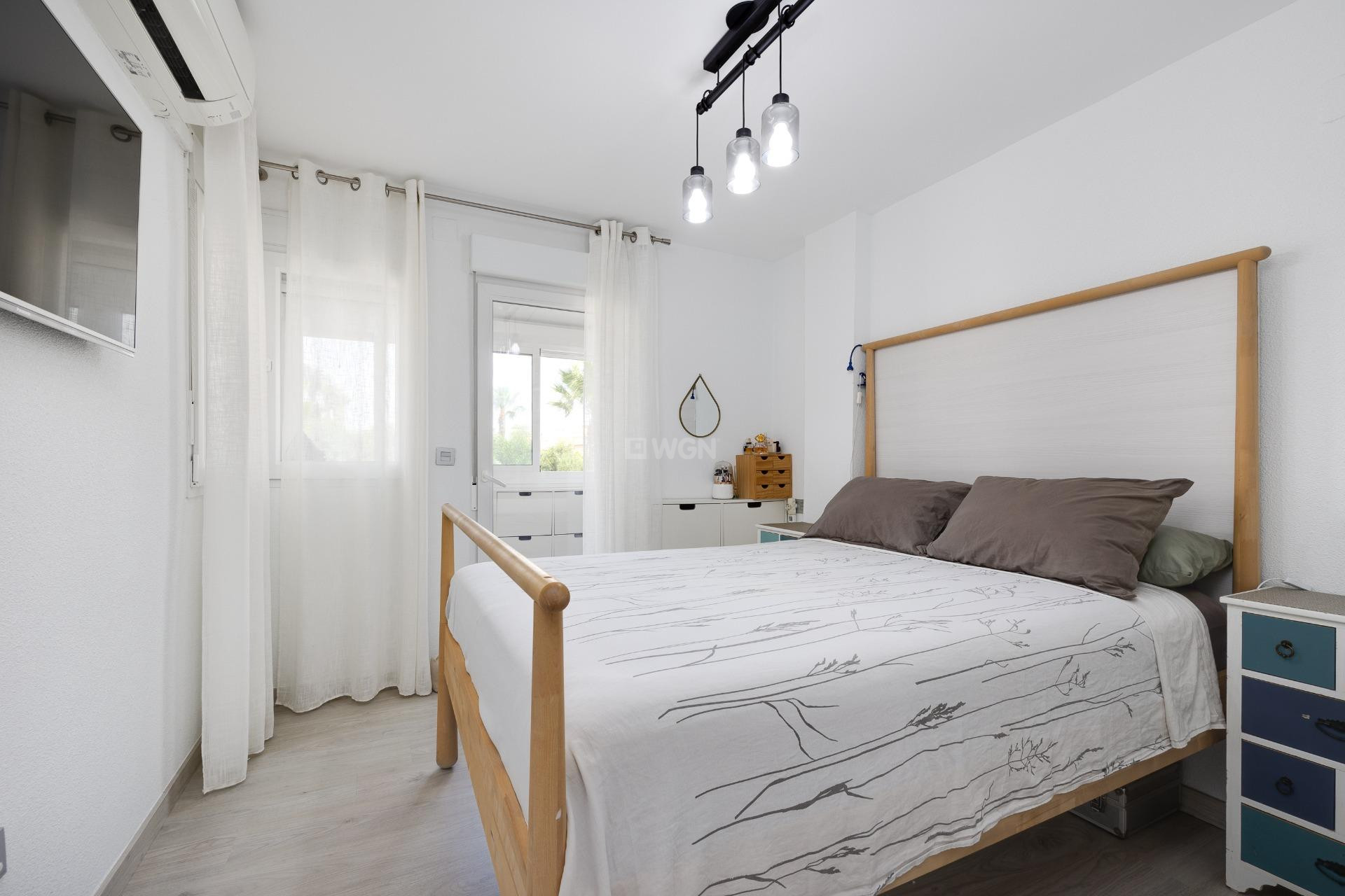 Resale - Townhouse - Torrevieja - aguas nuevas