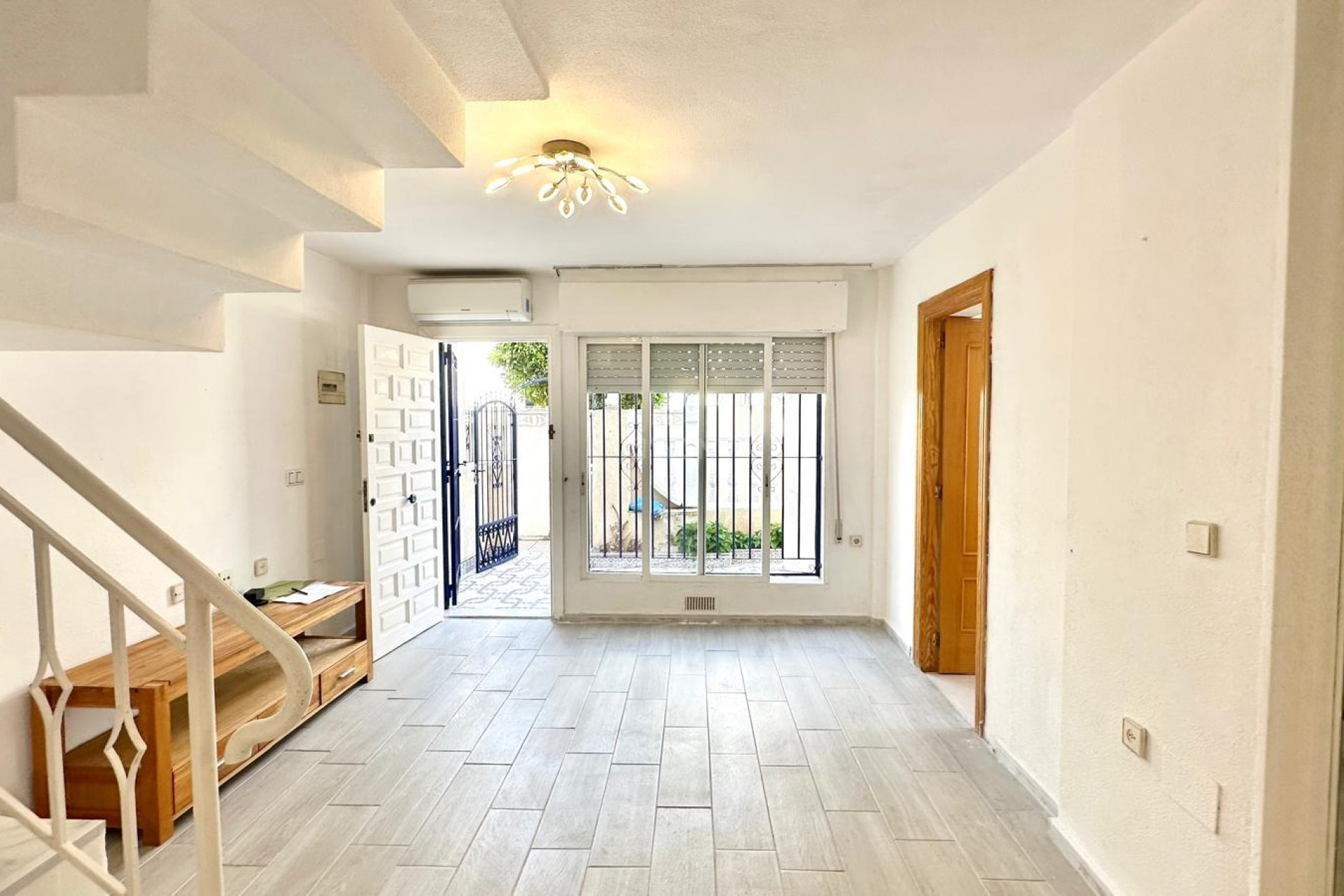 Resale - Townhouse - Torrevieja - Carrefour