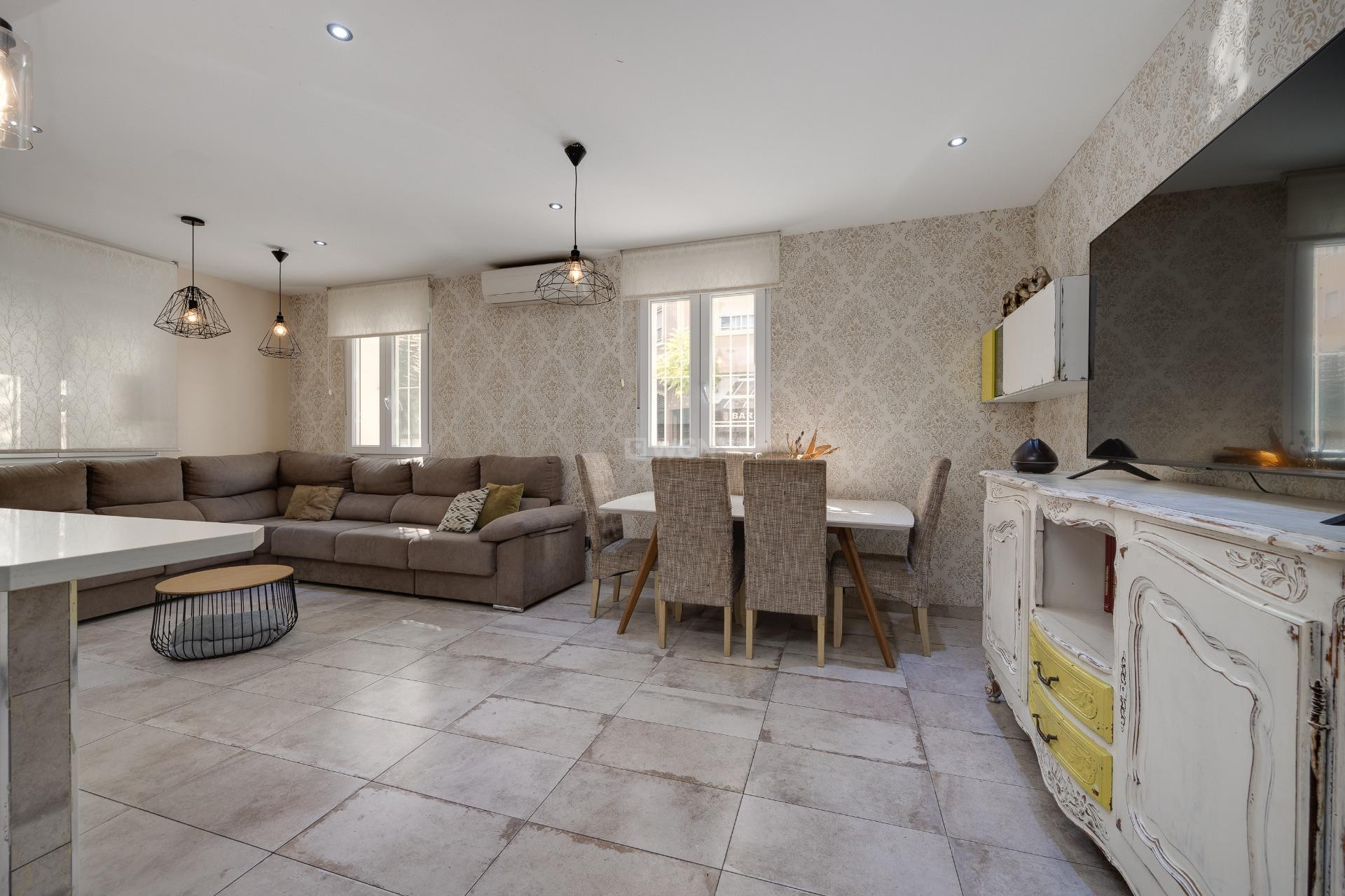 Resale - Townhouse - Torrevieja - Centro