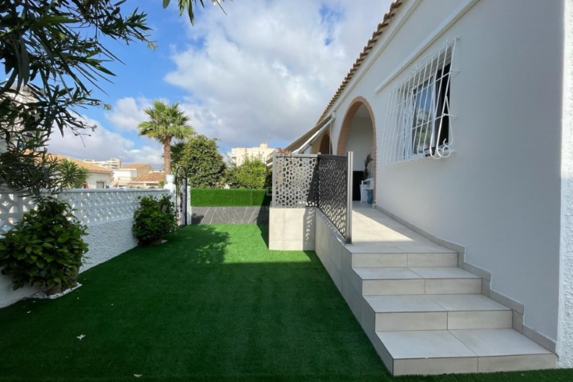 Resale - Townhouse - Torrevieja - Costa Blanca