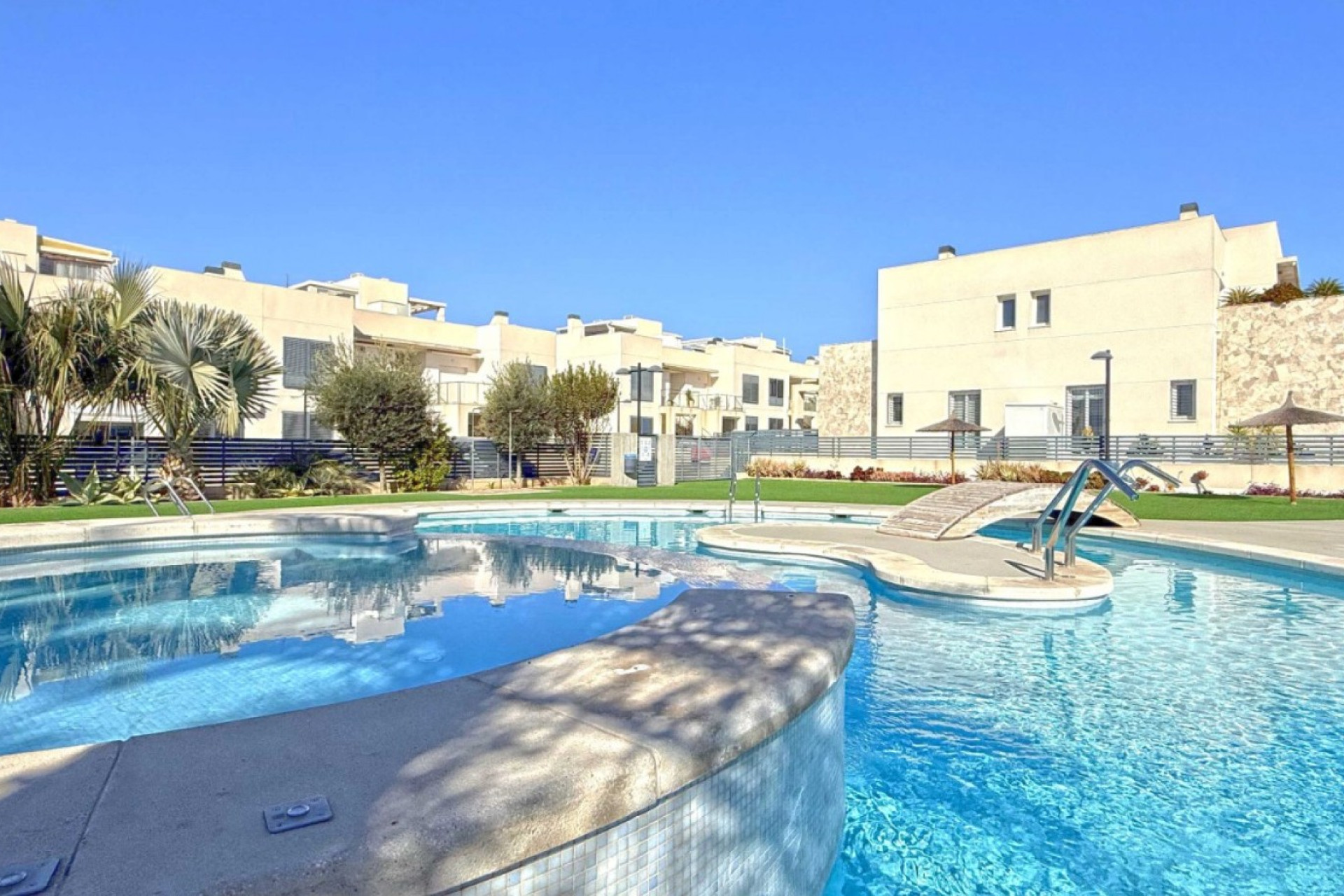 Resale - Townhouse - Torrevieja - Costa Blanca