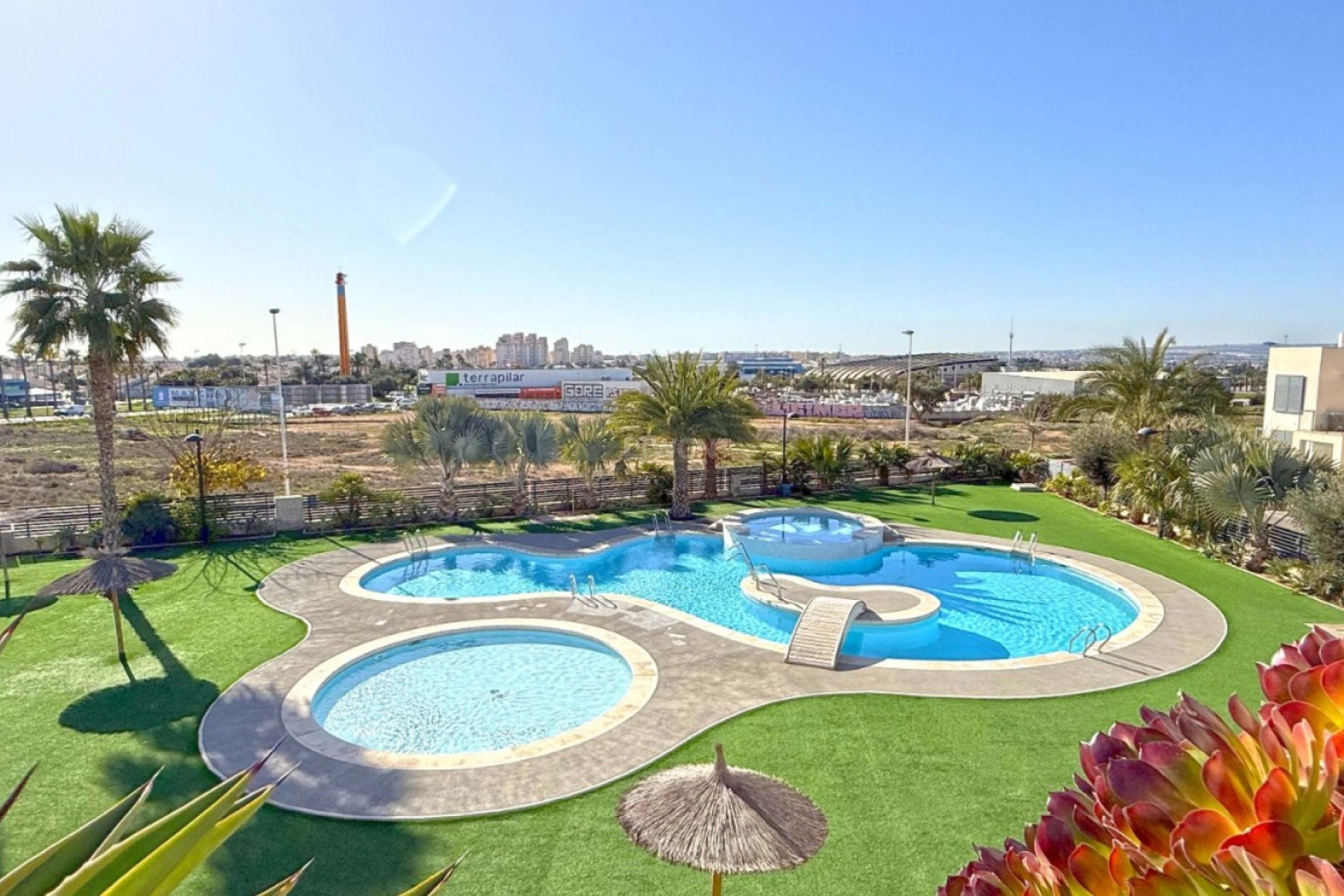 Resale - Townhouse - Torrevieja - Costa Blanca