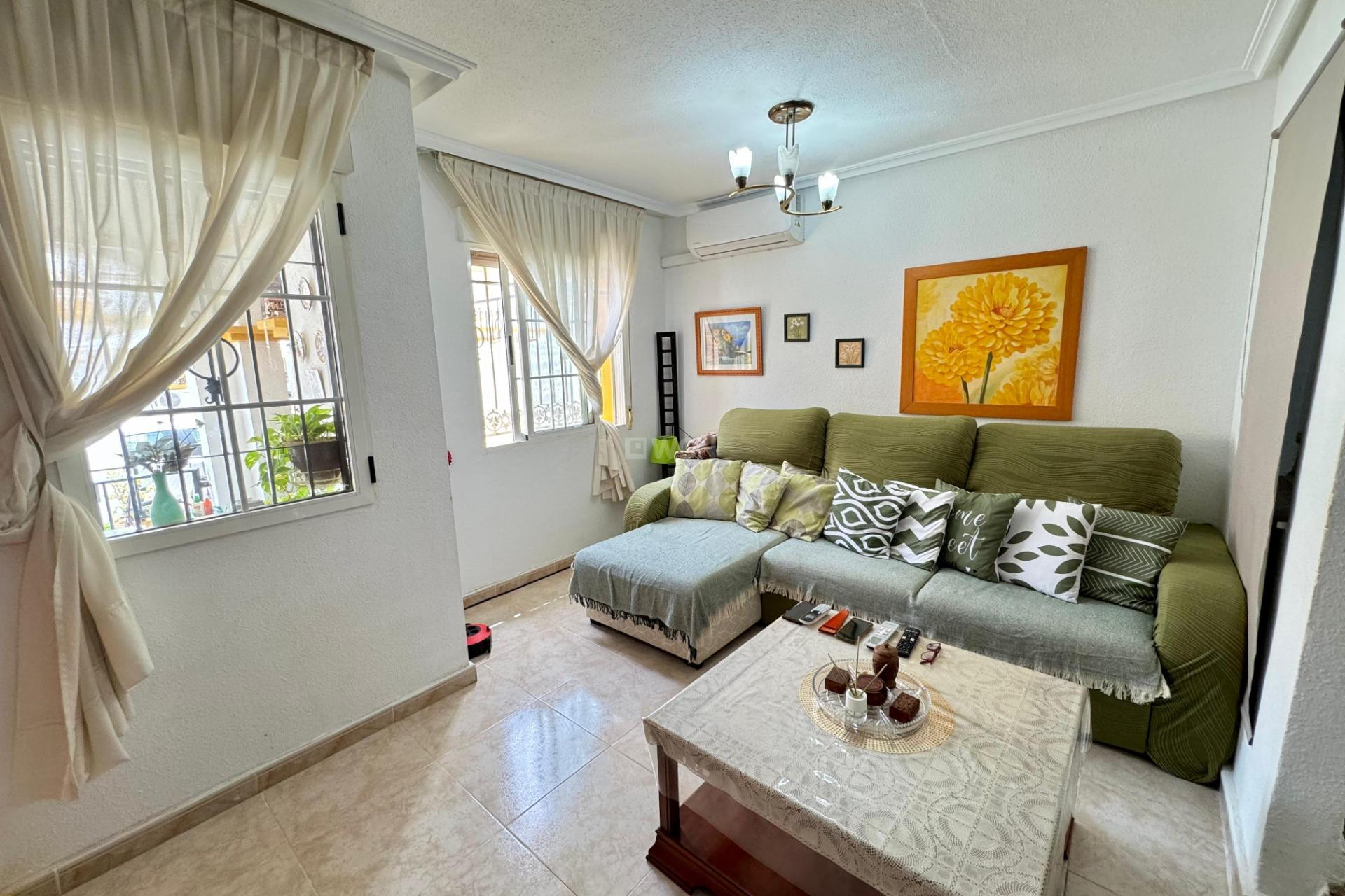 Resale - Townhouse - Torrevieja - Costa Blanca