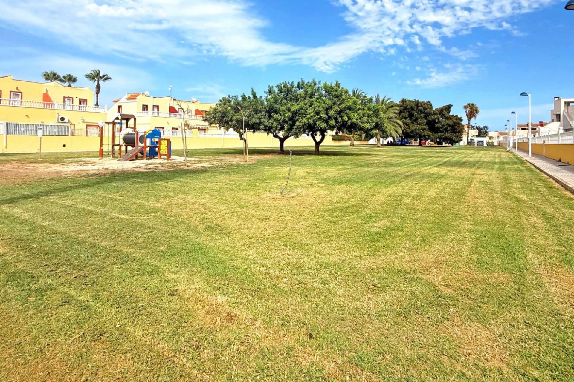 Resale - Townhouse - Torrevieja - Costa Blanca