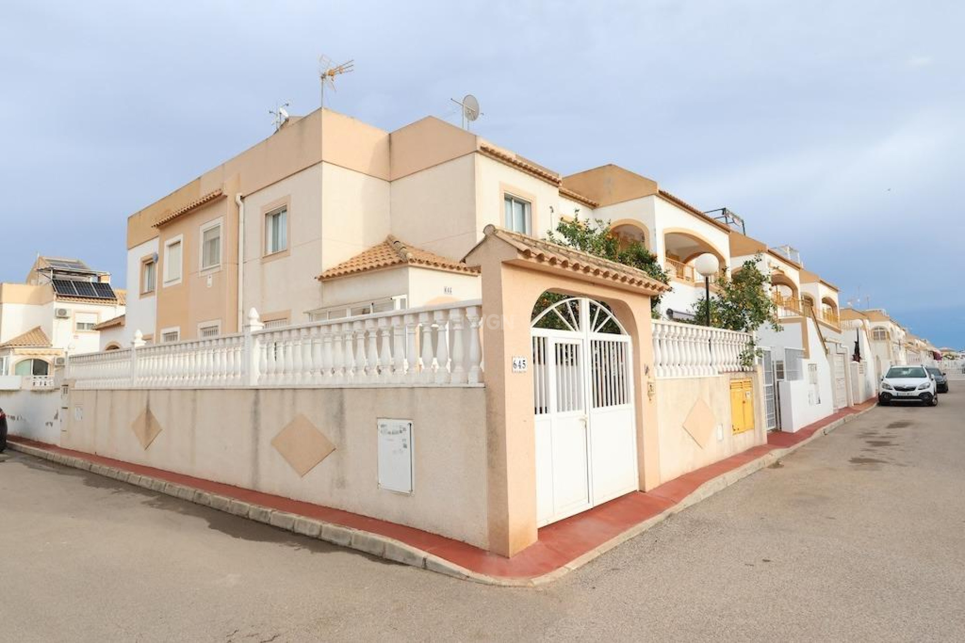Resale - Townhouse - Torrevieja - Costa Blanca