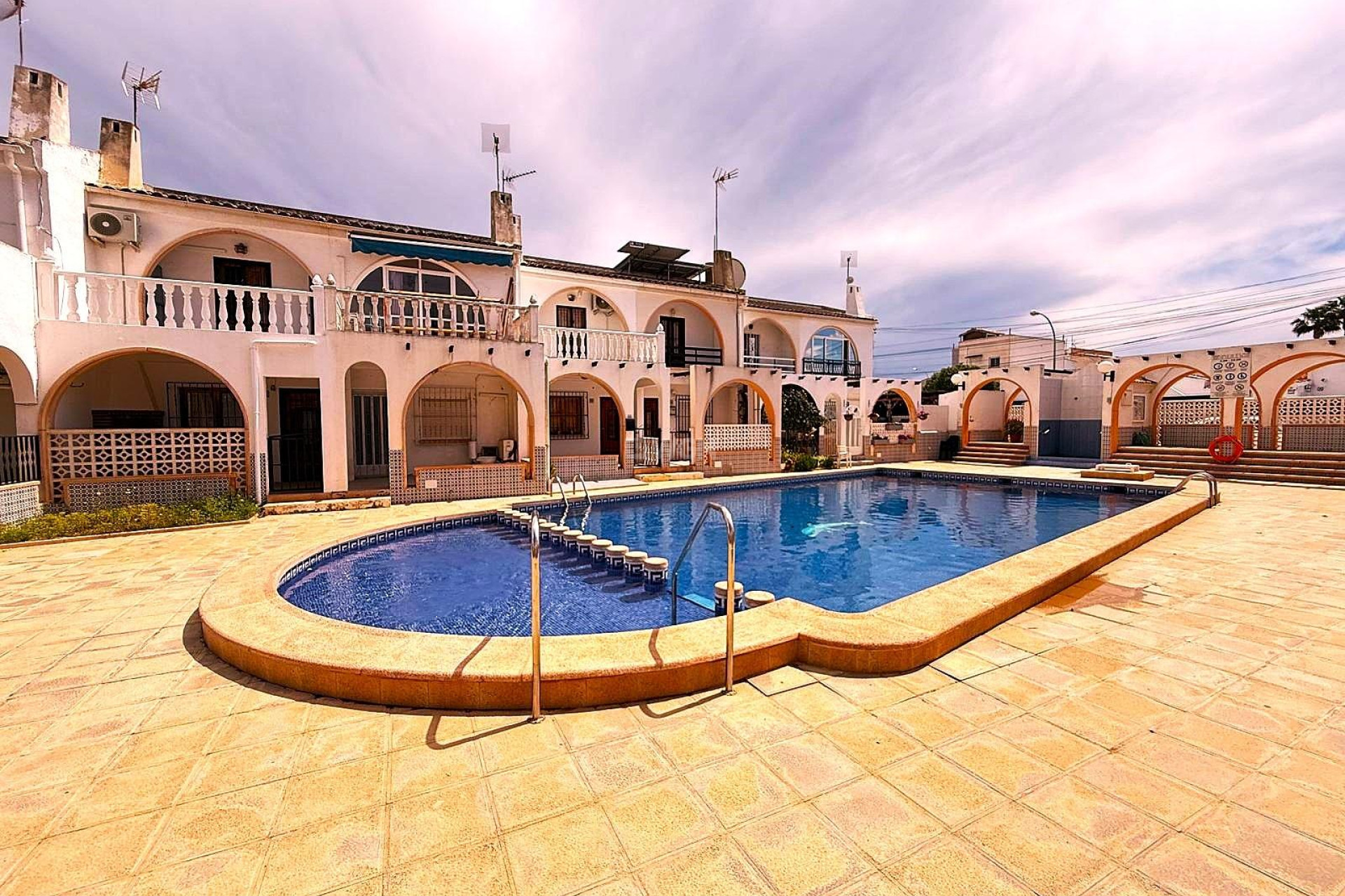 Resale - Townhouse - Torrevieja - El Chaparral