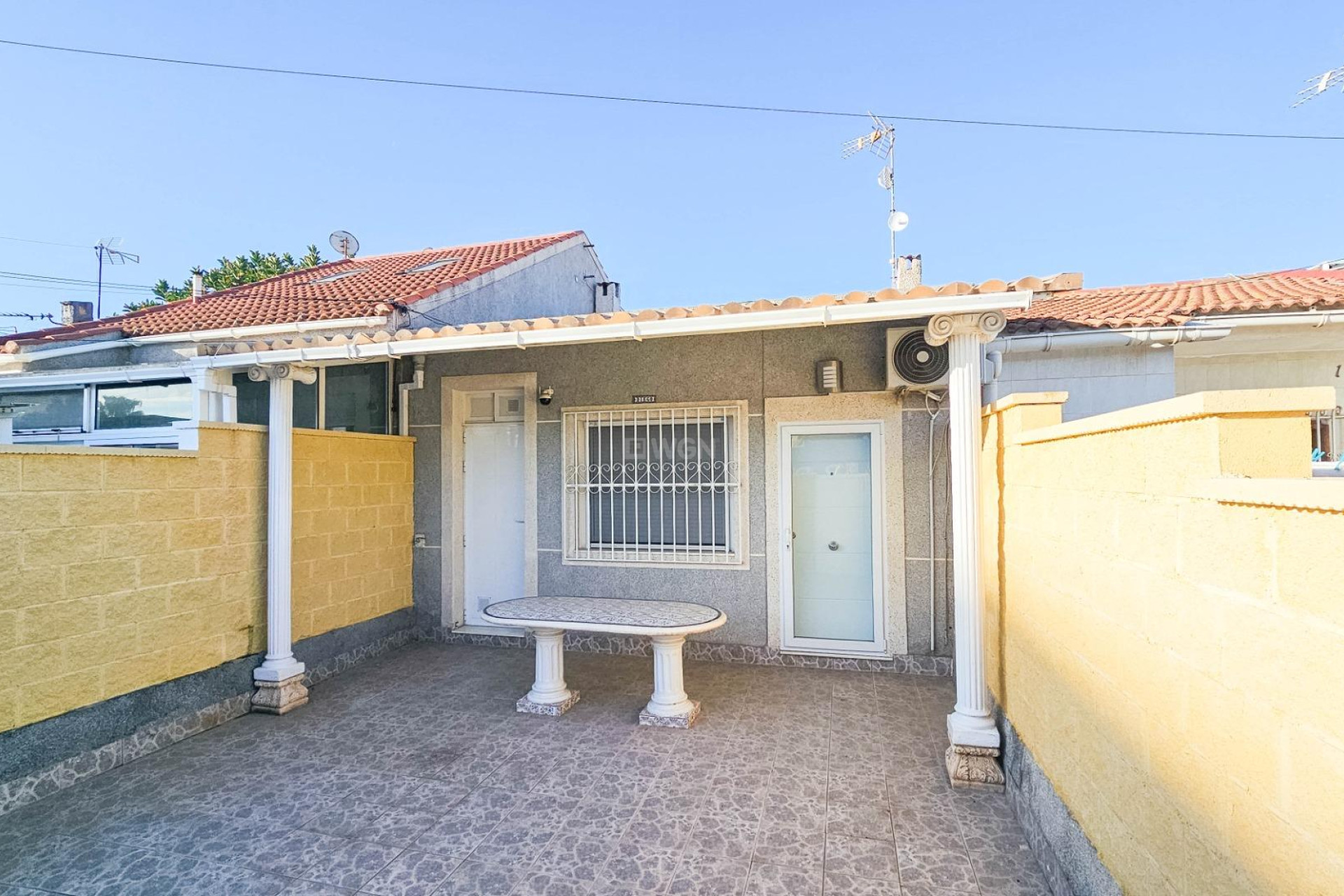 Resale - Townhouse - Torrevieja - El Limonar