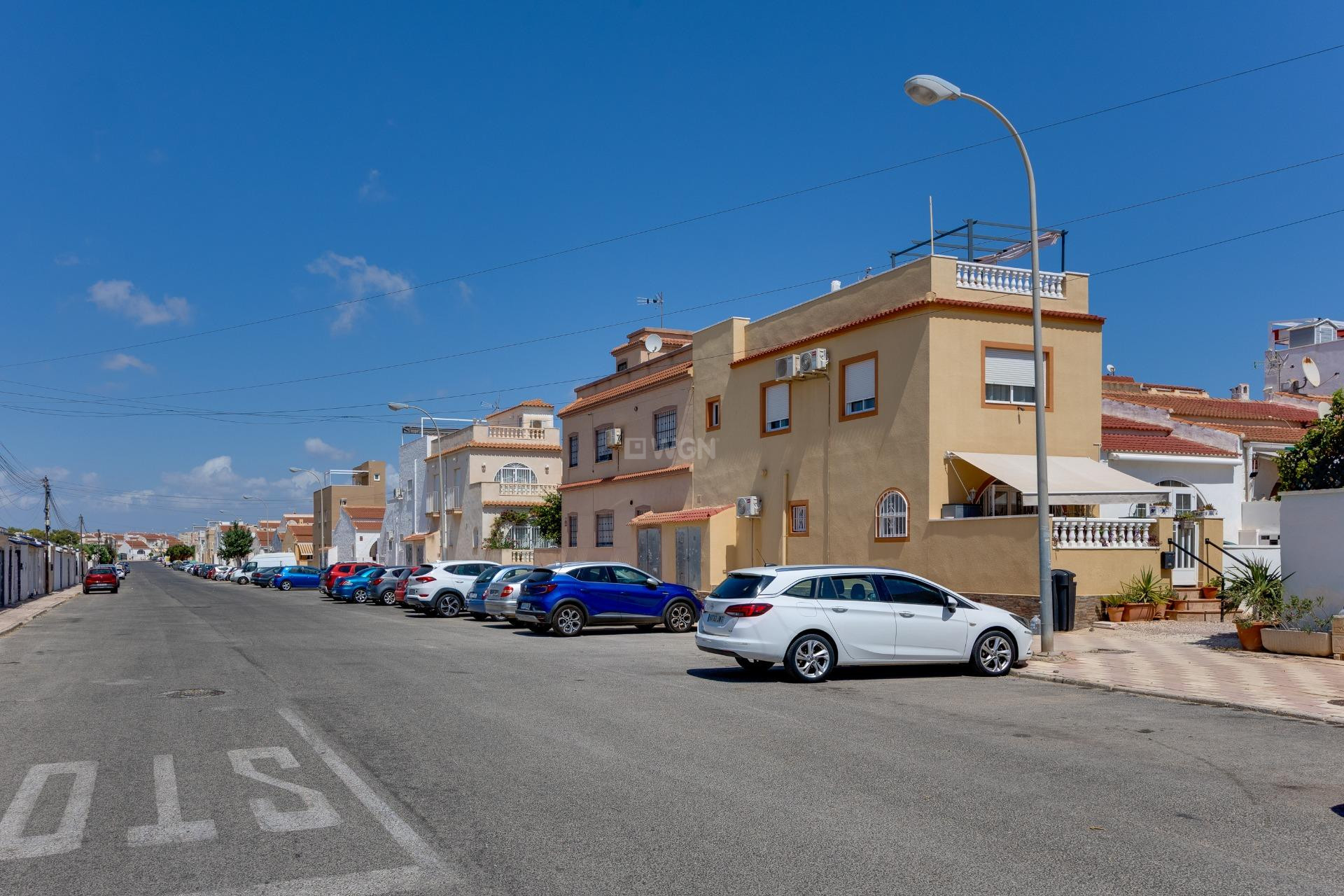 Resale - Townhouse - Torrevieja - La Siesta - El Salado - Torreta