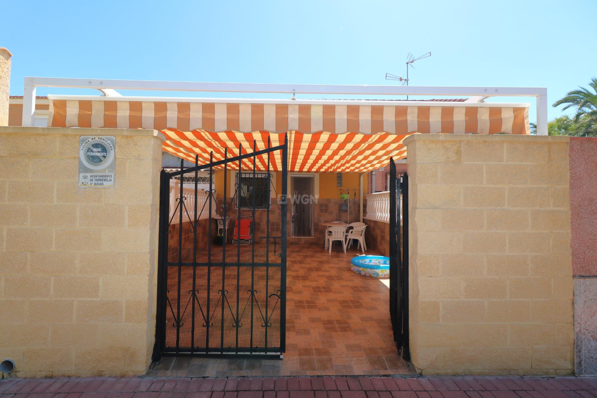 Resale - Townhouse - Torrevieja - Playa De Los Naufragos