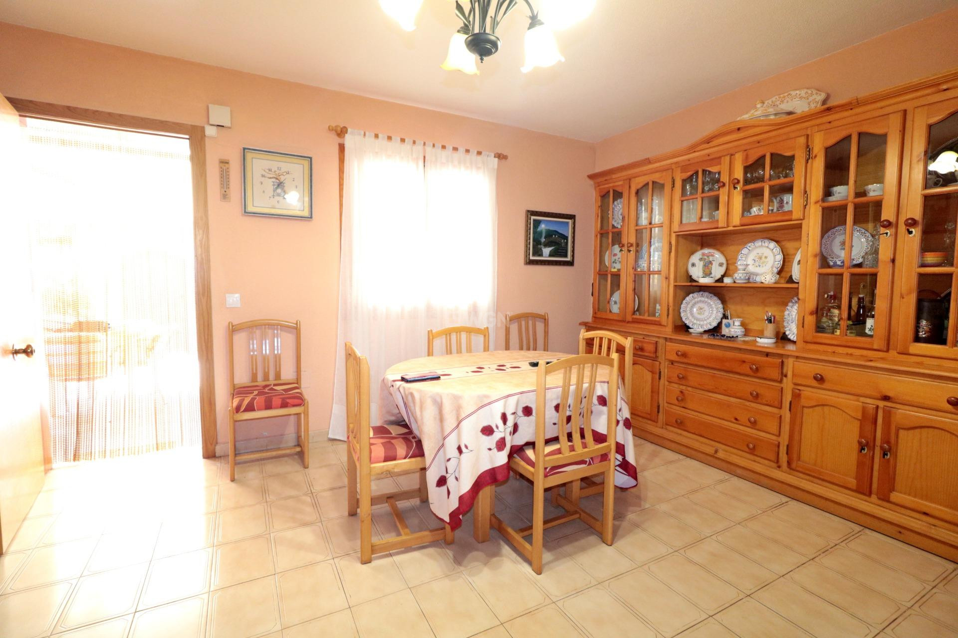 Resale - Townhouse - Torrevieja - Playa De Los Naufragos