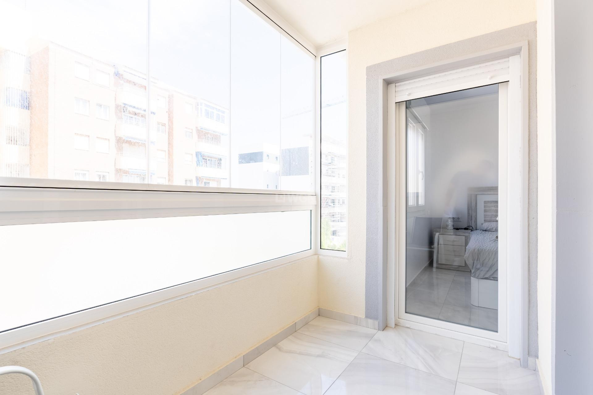 Resale - Townhouse - Torrevieja - Punta Prima