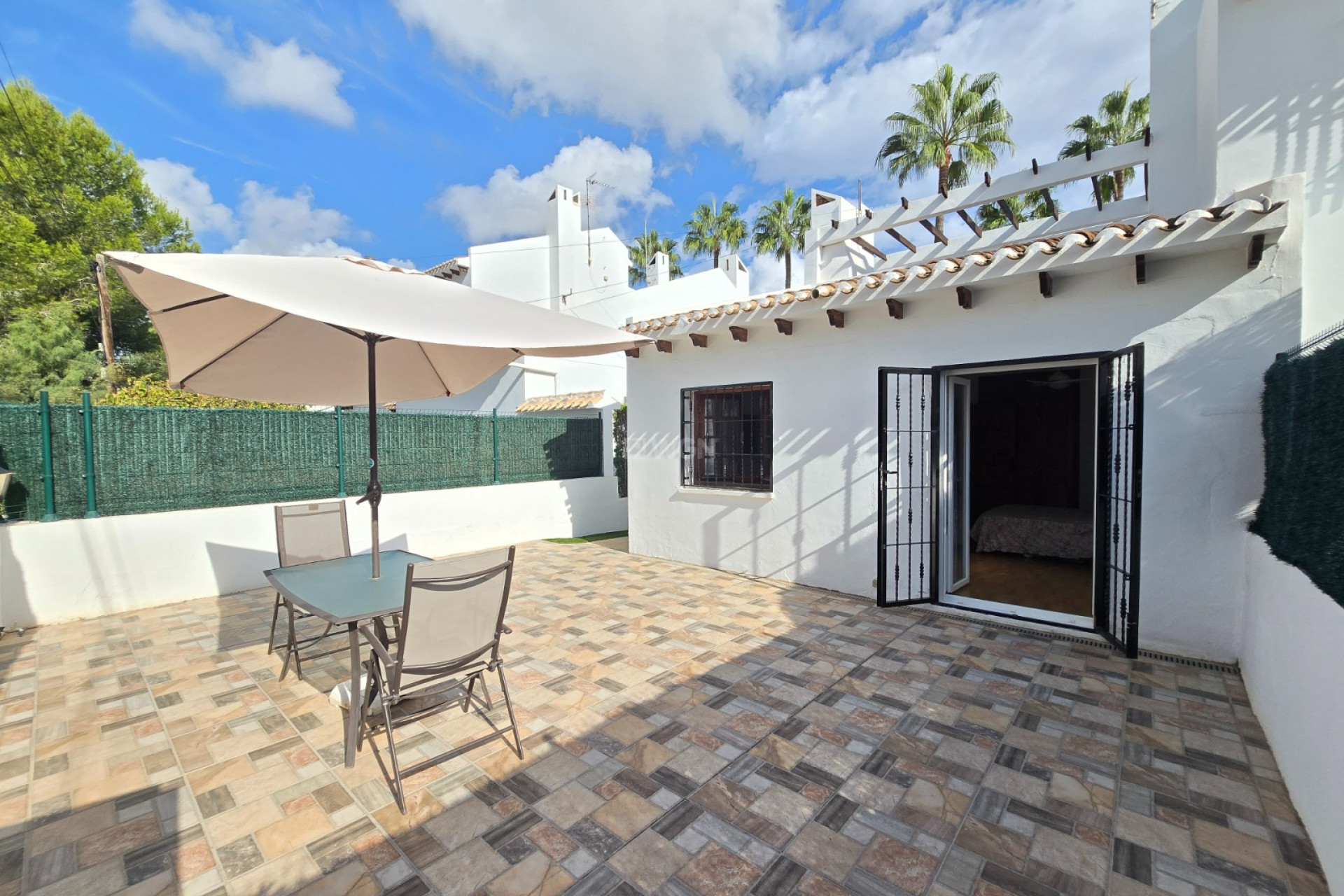 Resale - Townhouse - Villamartin - Costa Blanca