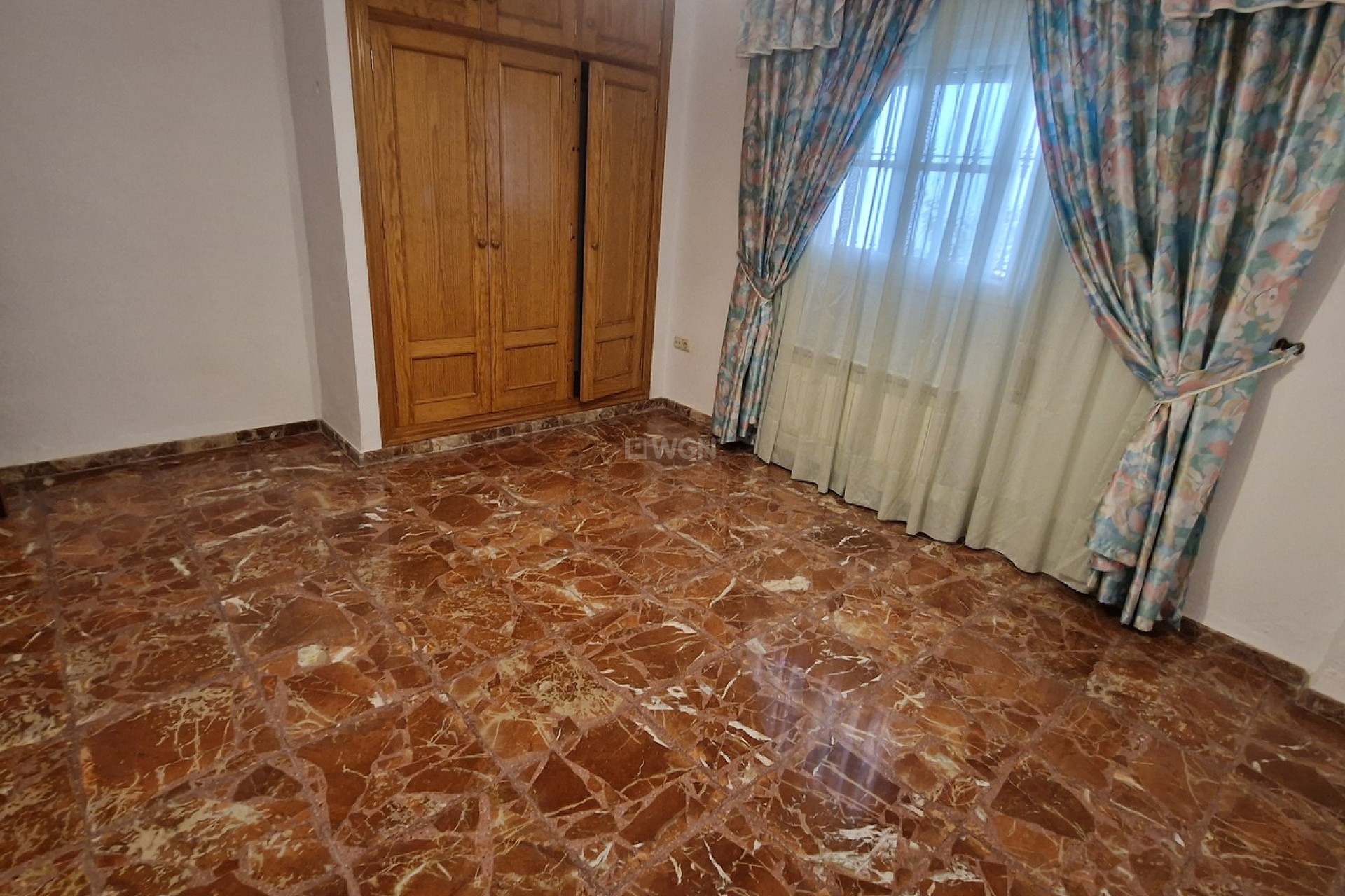 Resale - Villa - Alcaucín - Inland