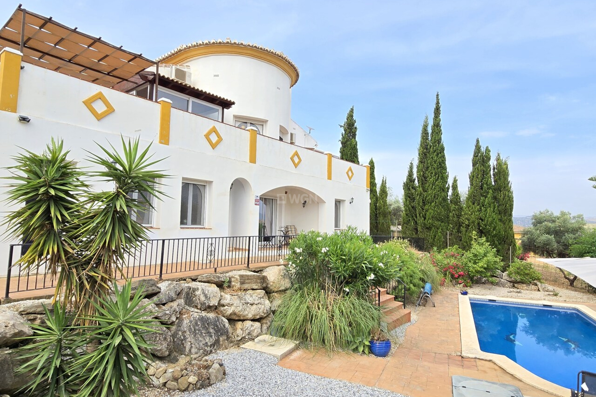 Resale - Villa - Alcaucín - Inland