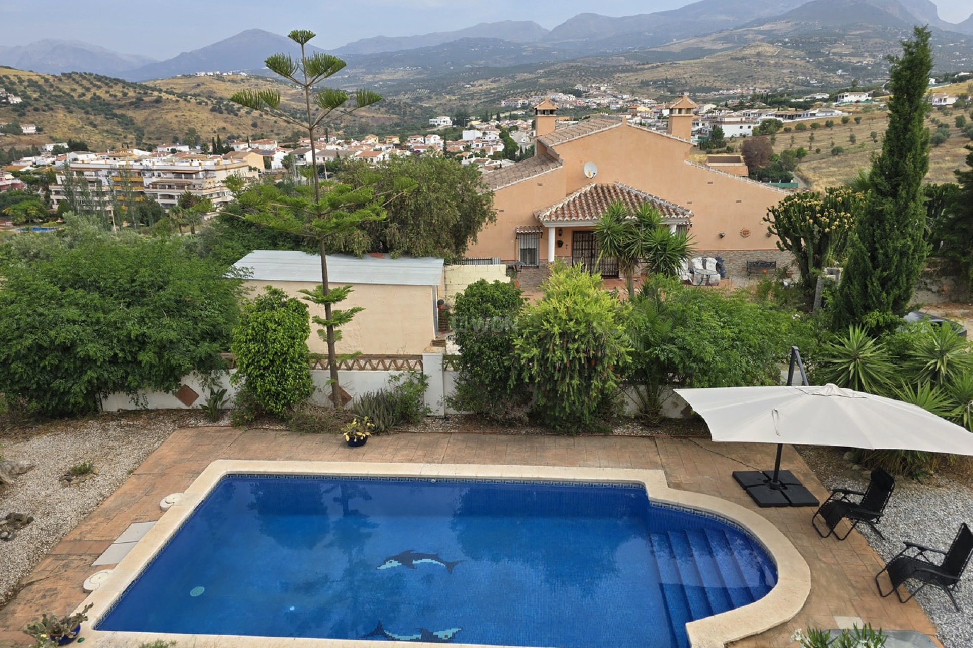 Resale - Villa - Alcaucín - Inland