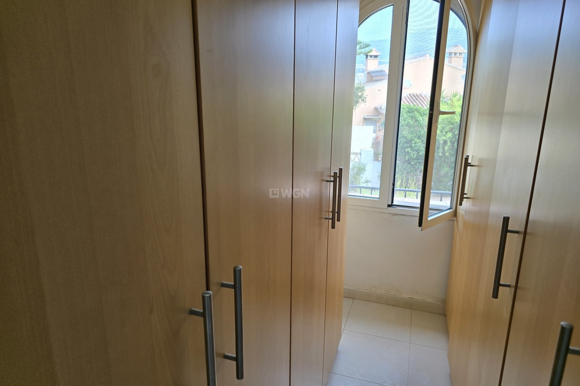 Resale - Villa - Alcaucín - Inland