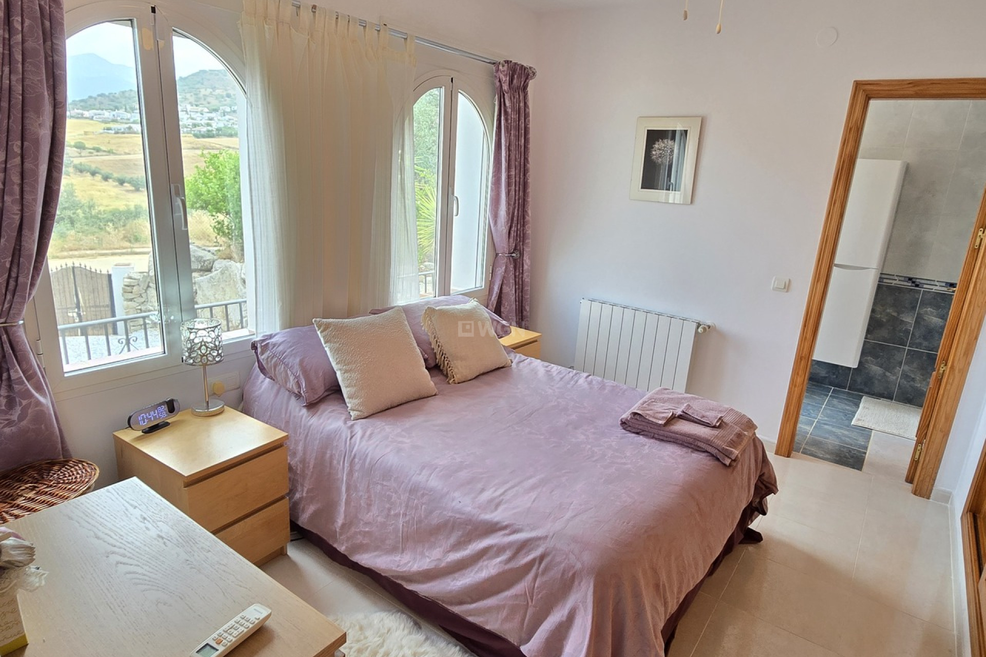 Resale - Villa - Alcaucín - Inland