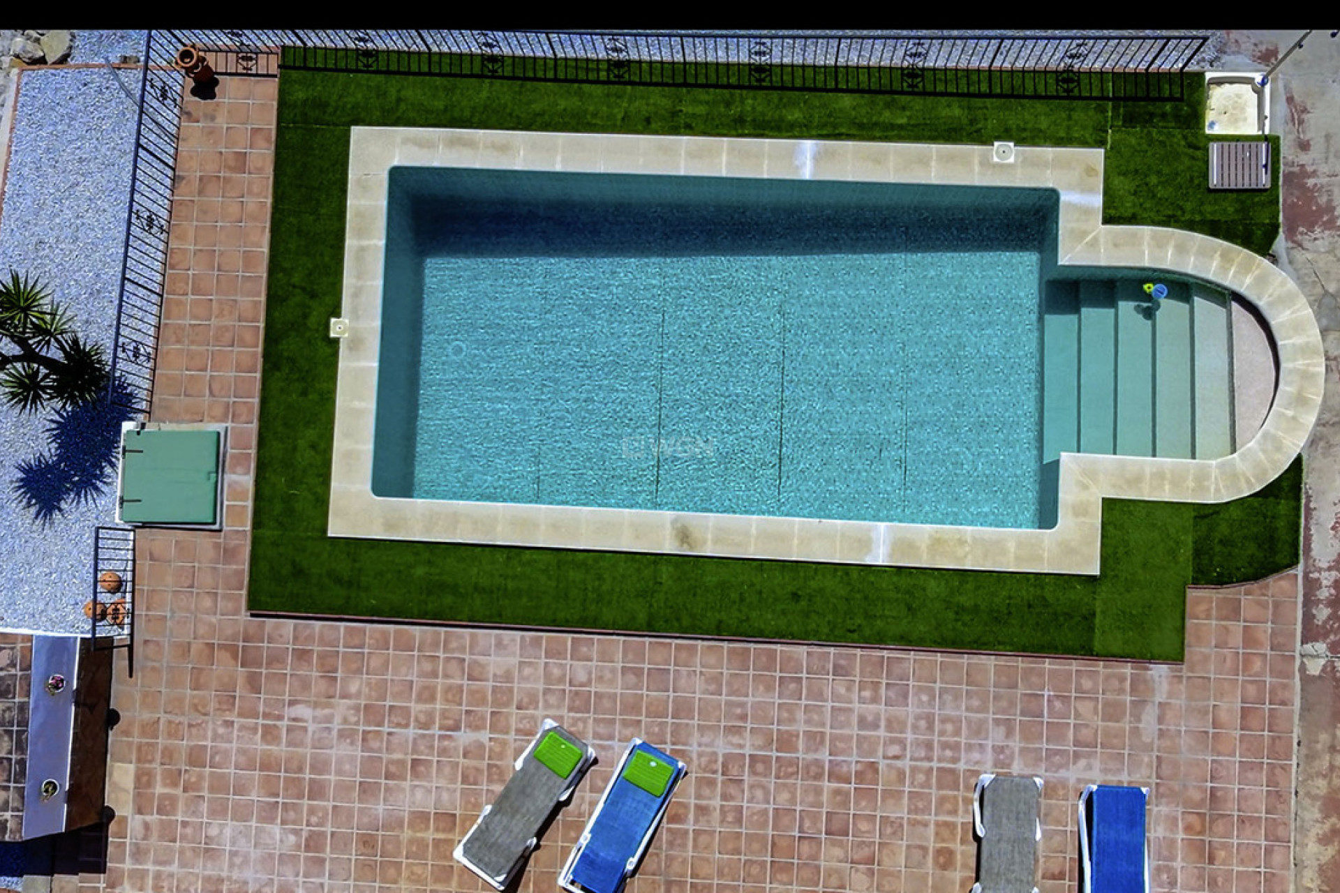 Resale - Villa - Alcaucín - Inland