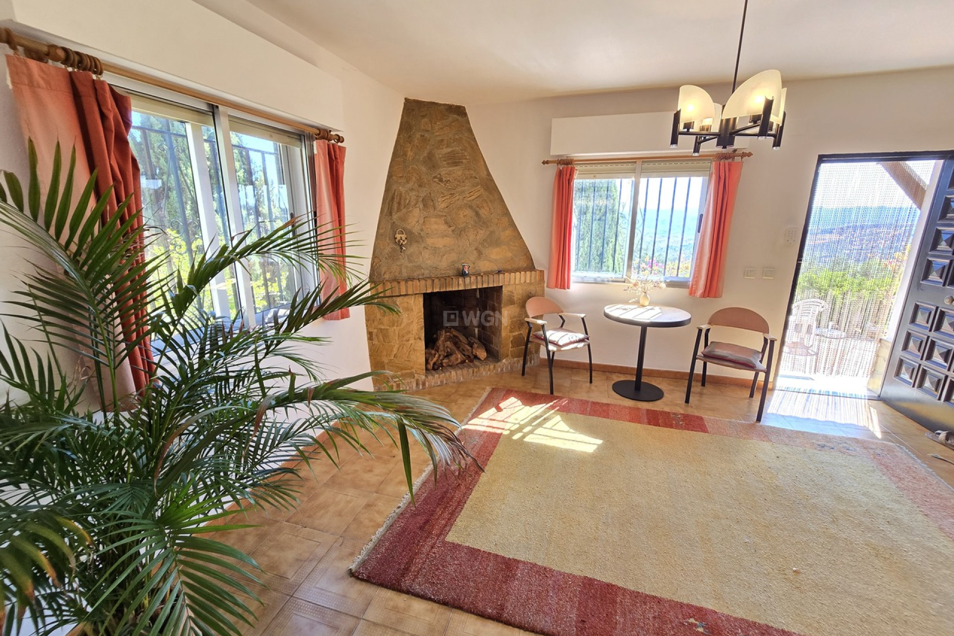 Resale - Villa - Alcaucín - Inland