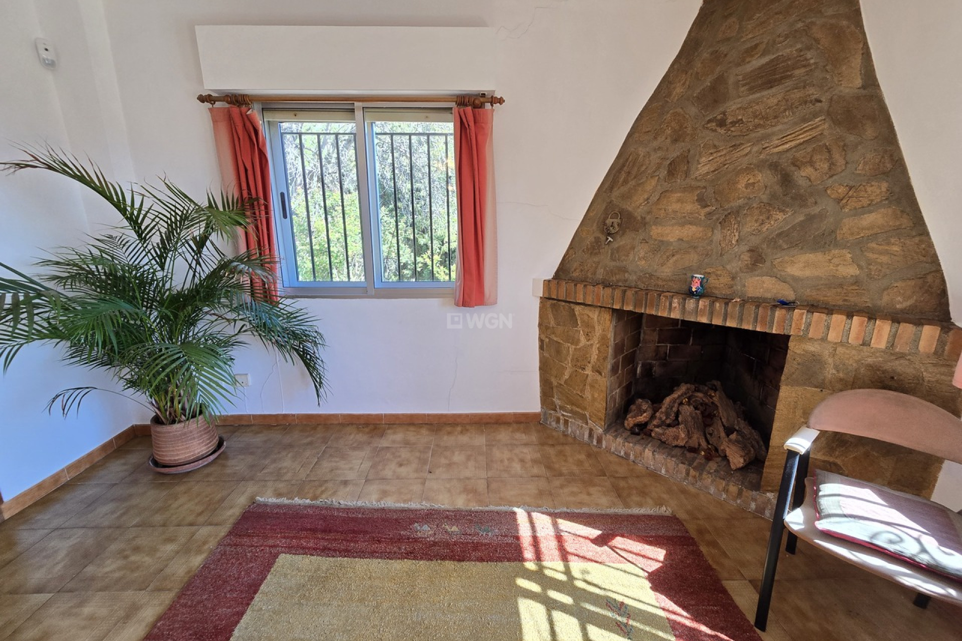 Resale - Villa - Alcaucín - Inland
