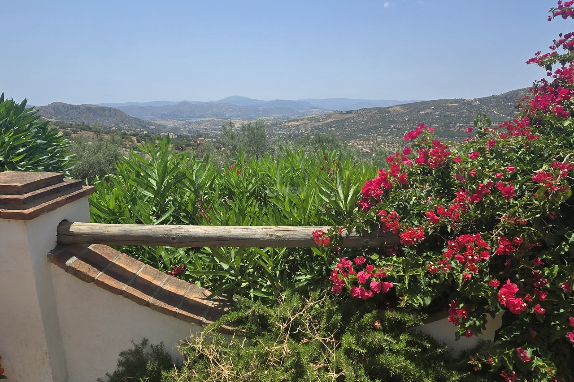 Resale - Villa - Alcaucín - Inland