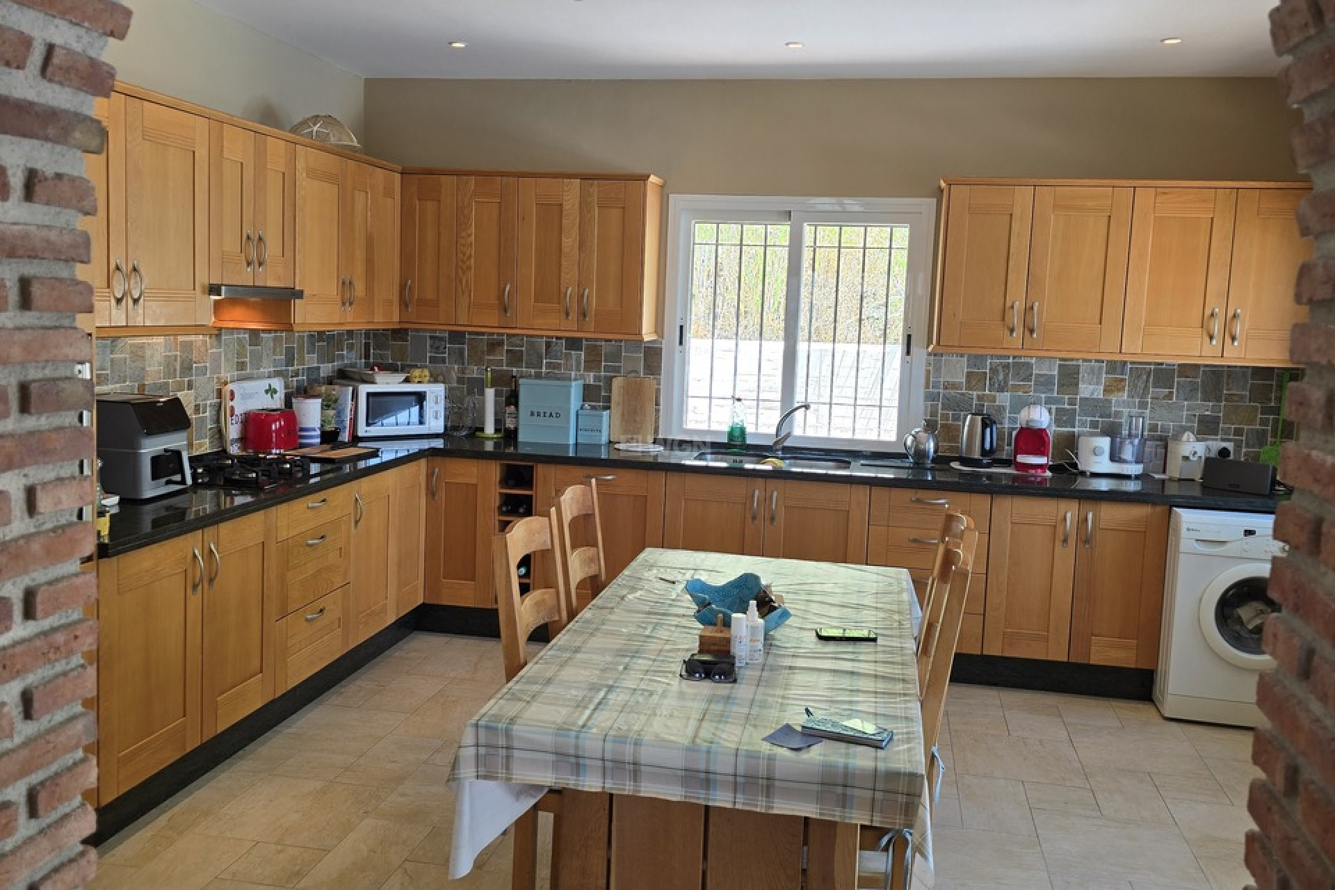 Resale - Villa - Alcaucín - Inland