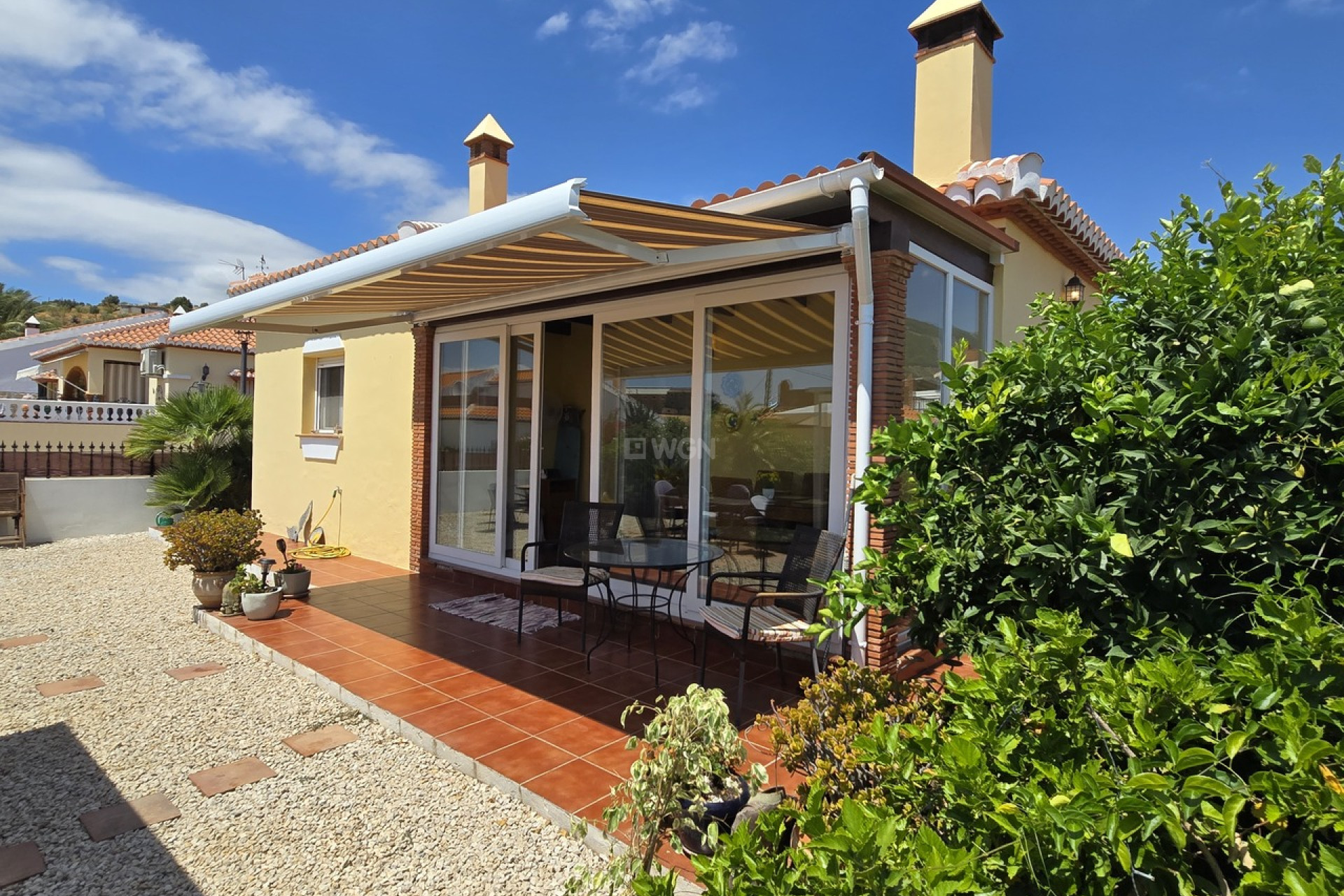 Resale - Villa - Alcaucín - Inland