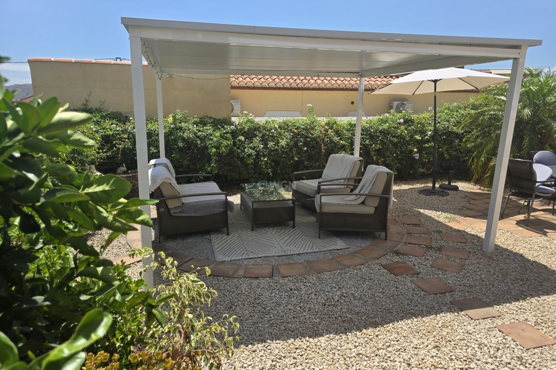 Resale - Villa - Alcaucín - Inland