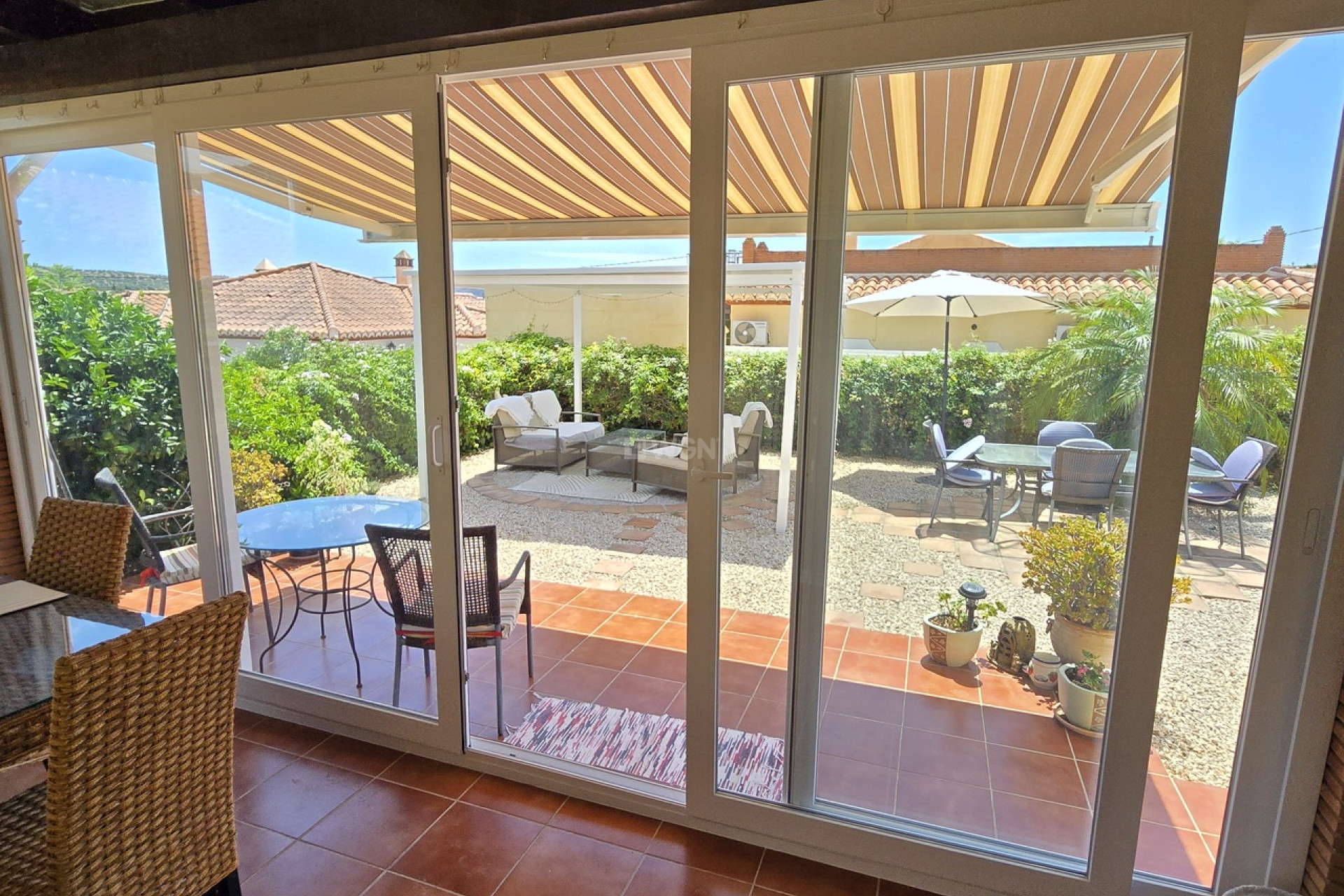 Resale - Villa - Alcaucín - Inland