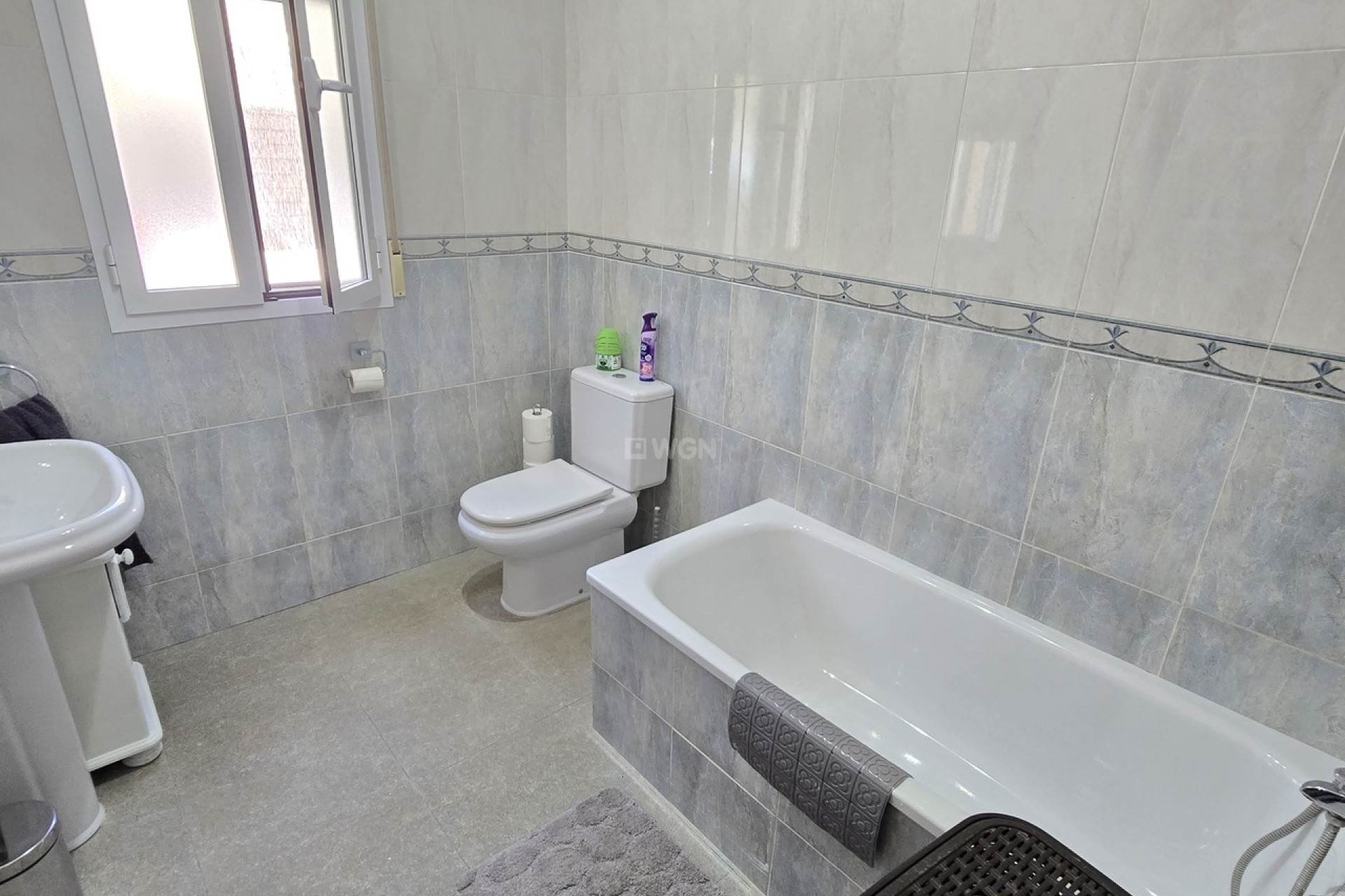 Resale - Villa - Alcaucín - Inland