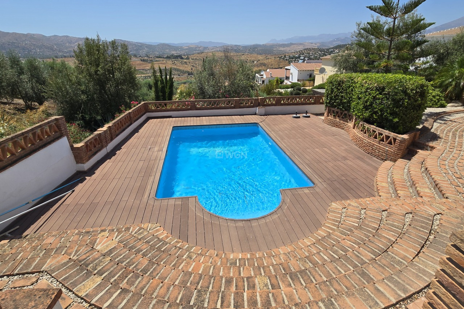 Resale - Villa - Alcaucín - Inland