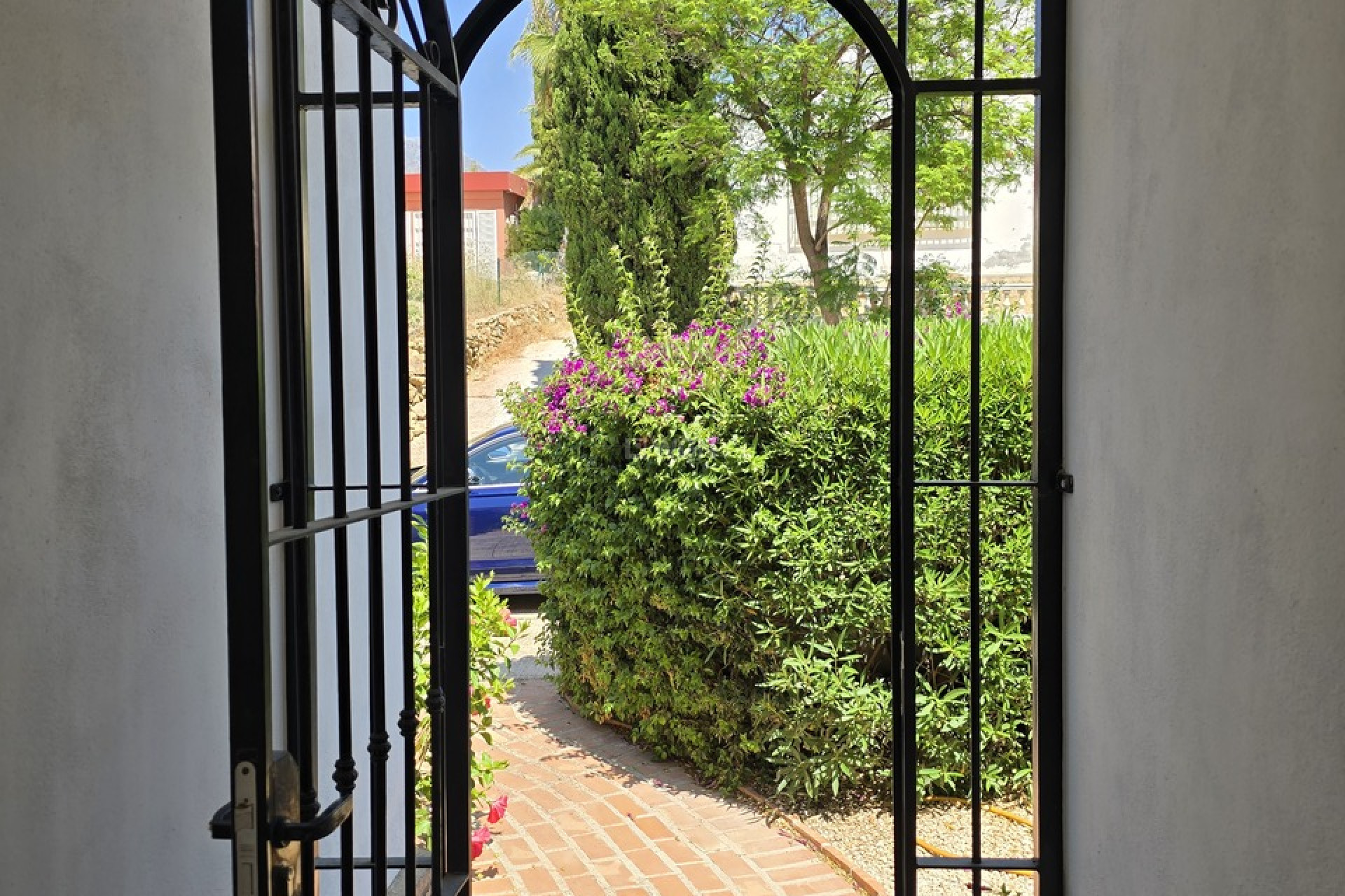 Resale - Villa - Alcaucín - Inland