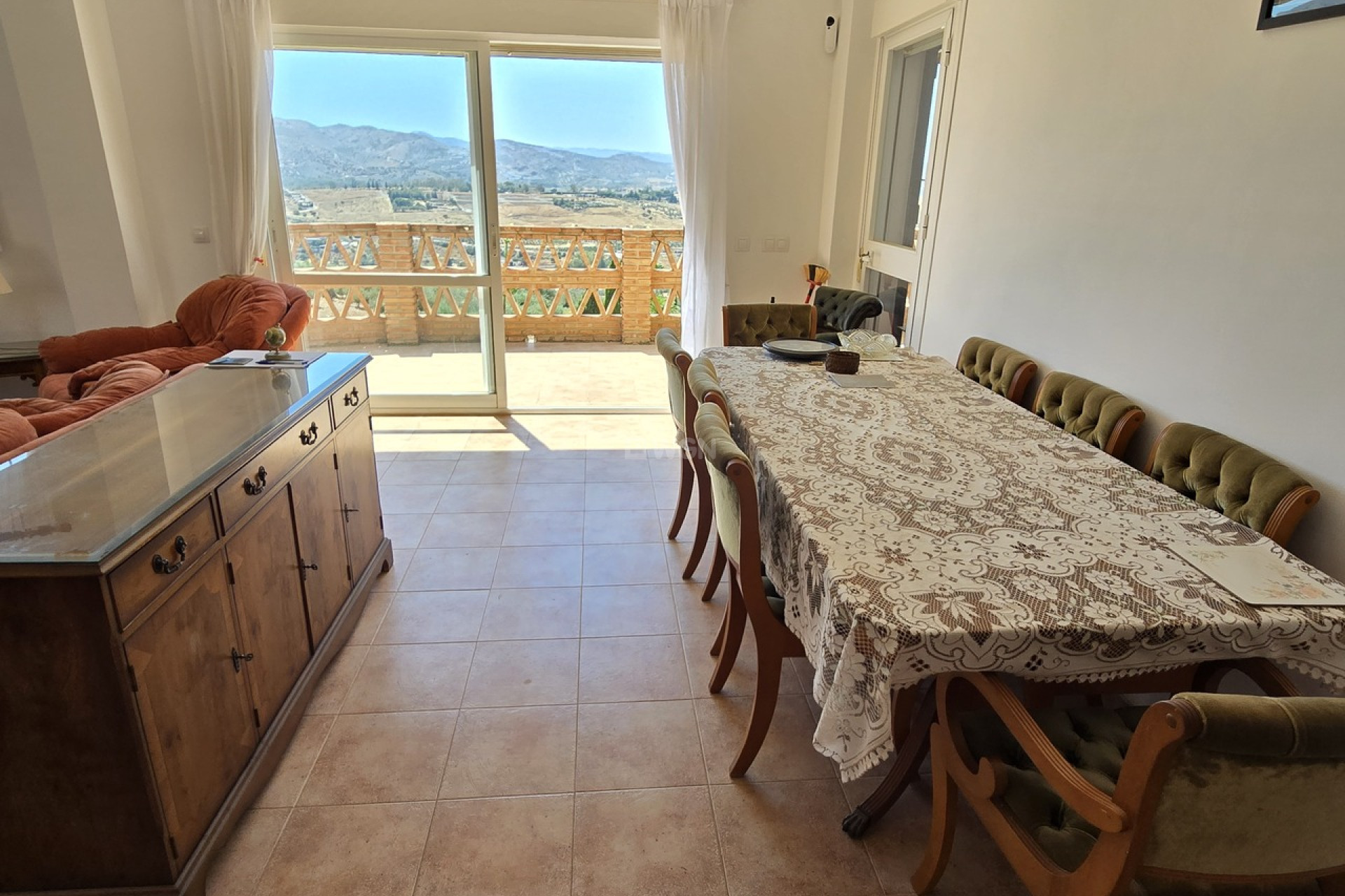 Resale - Villa - Alcaucín - Inland