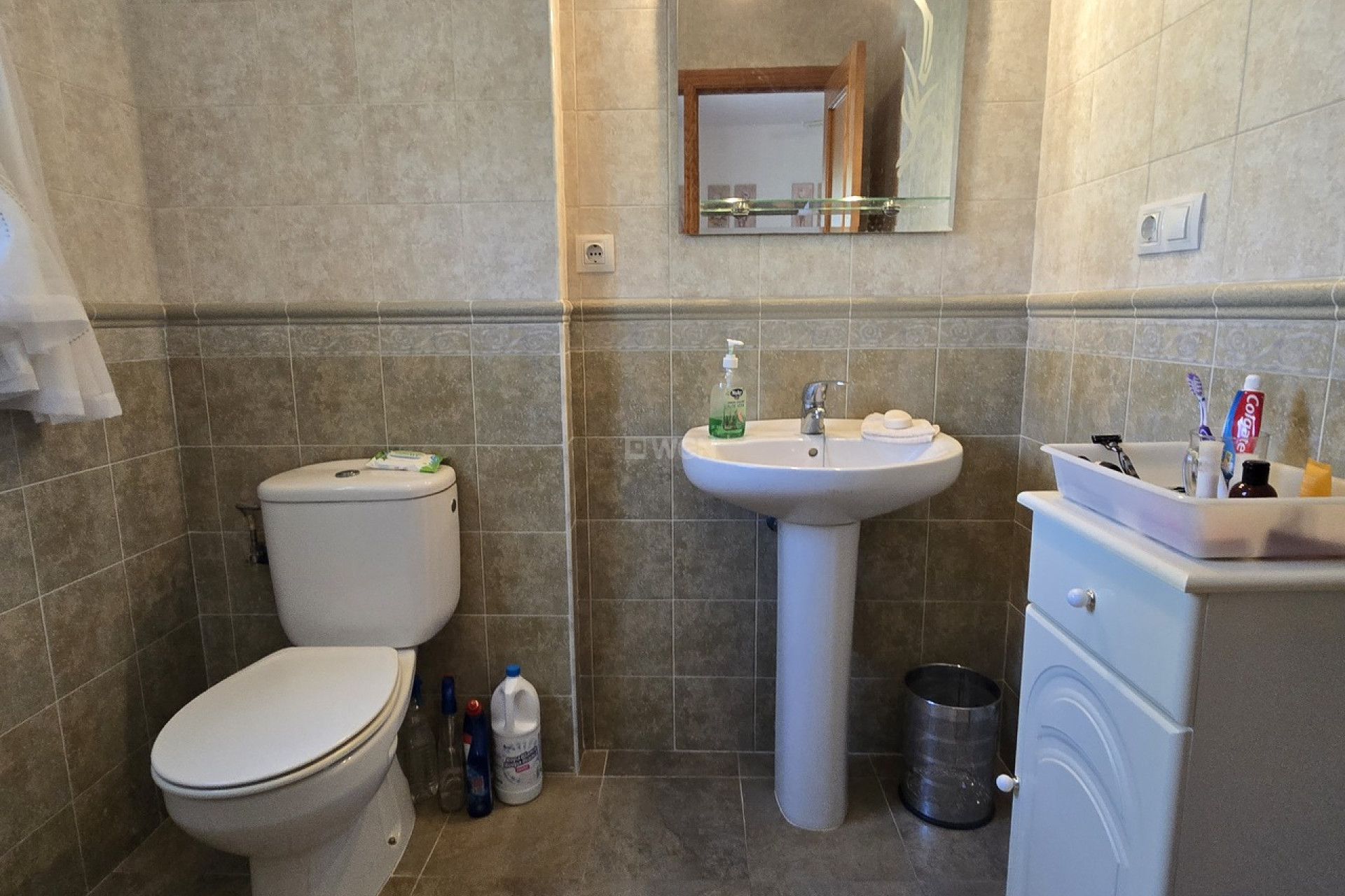 Resale - Villa - Alcaucín - Inland