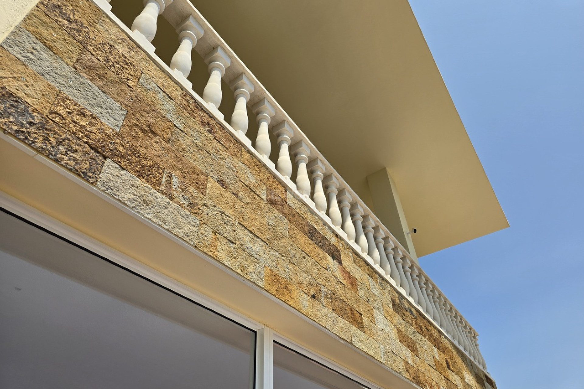 Resale - Villa - Alcaucín - Inland