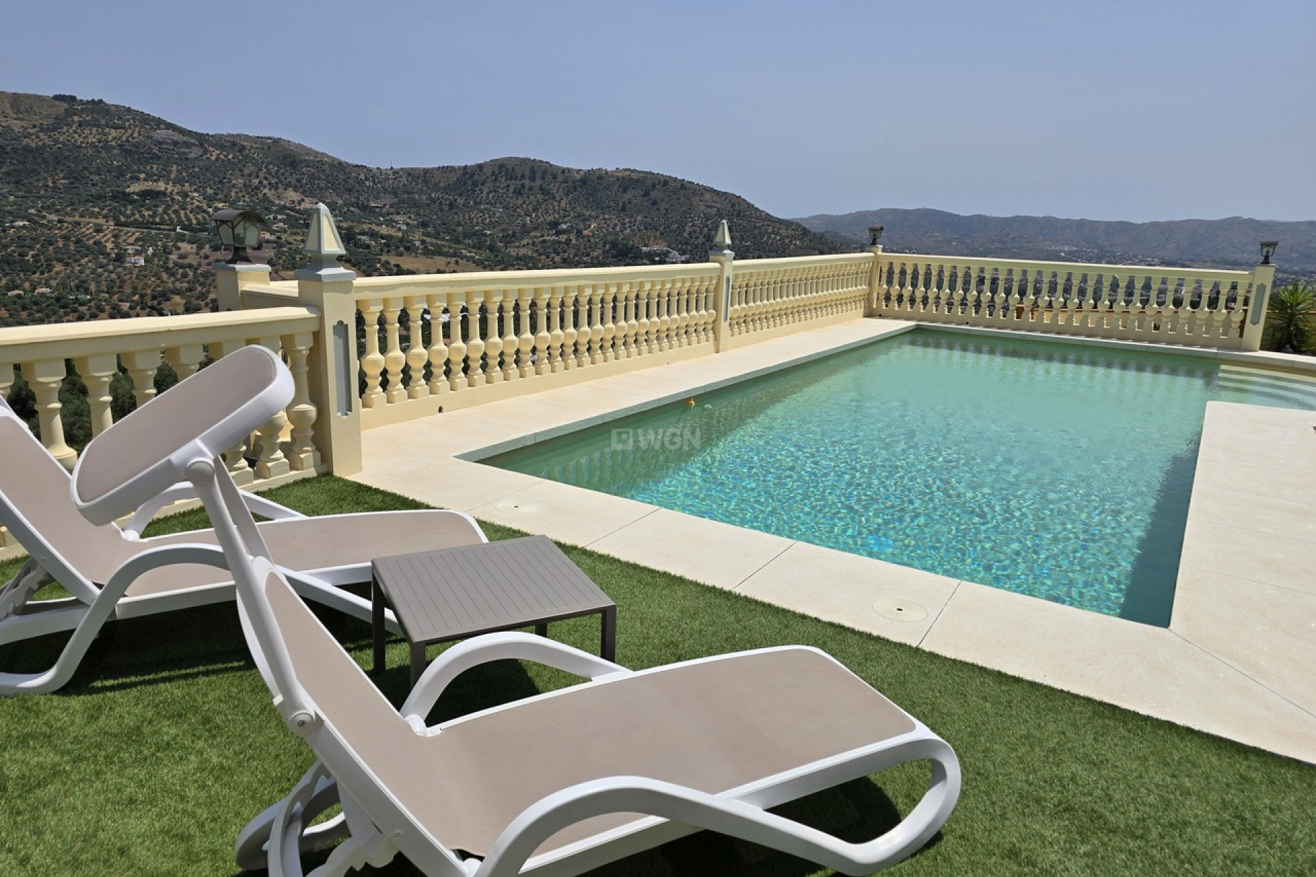 Resale - Villa - Alcaucín - Inland