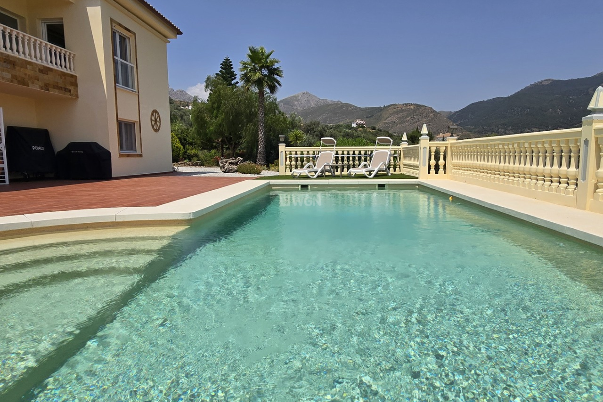 Resale - Villa - Alcaucín - Inland