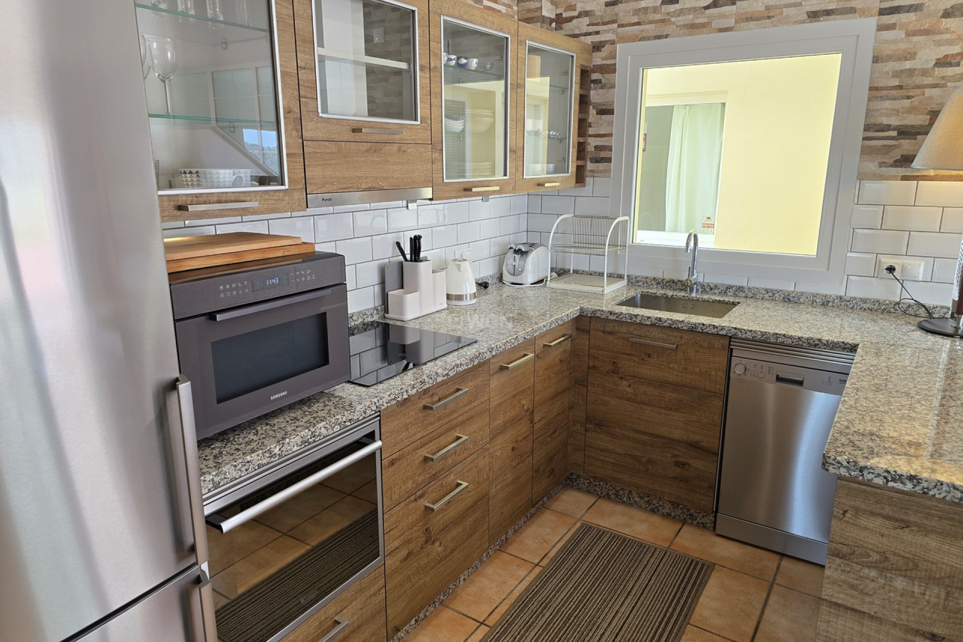 Resale - Villa - Alcaucín - Inland