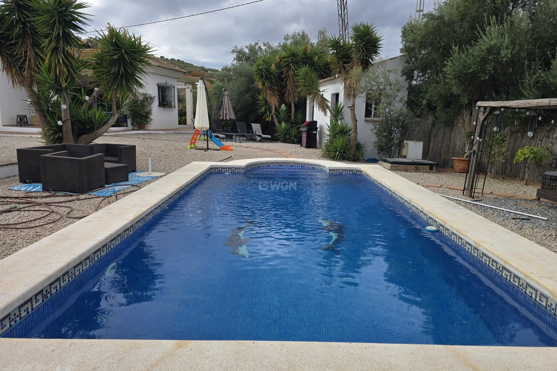 Resale - Villa - Alcaucín - Inland