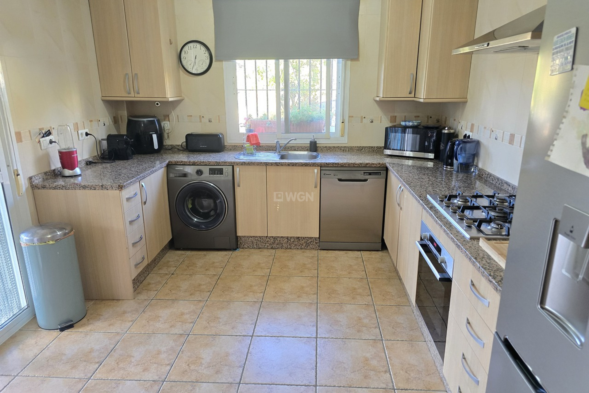 Resale - Villa - Alcaucín - Inland