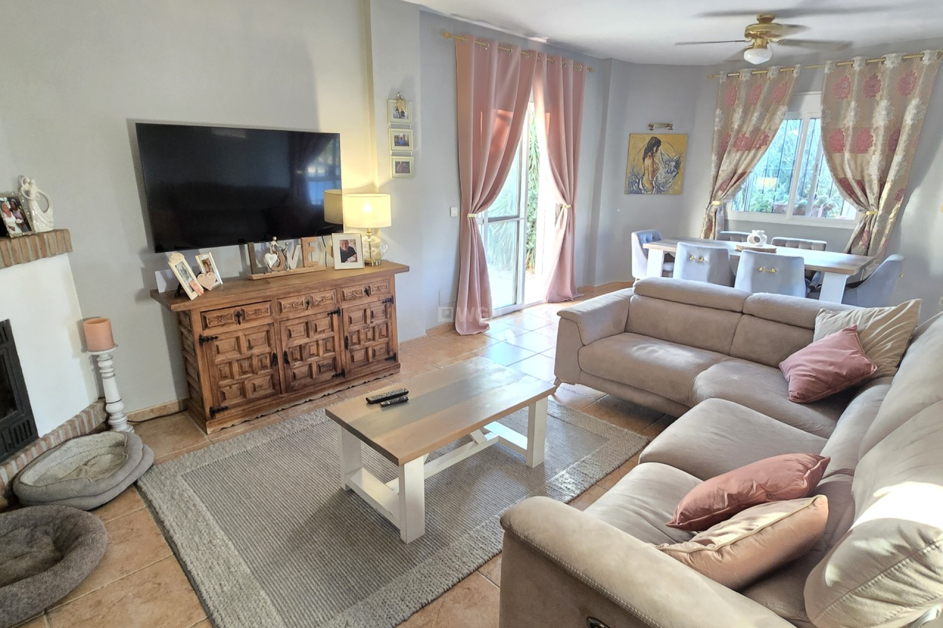 Resale - Villa - Alcaucín - Inland