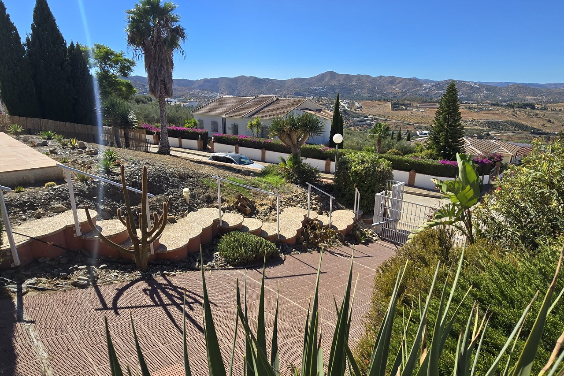 Resale - Villa - Alcaucín - Inland