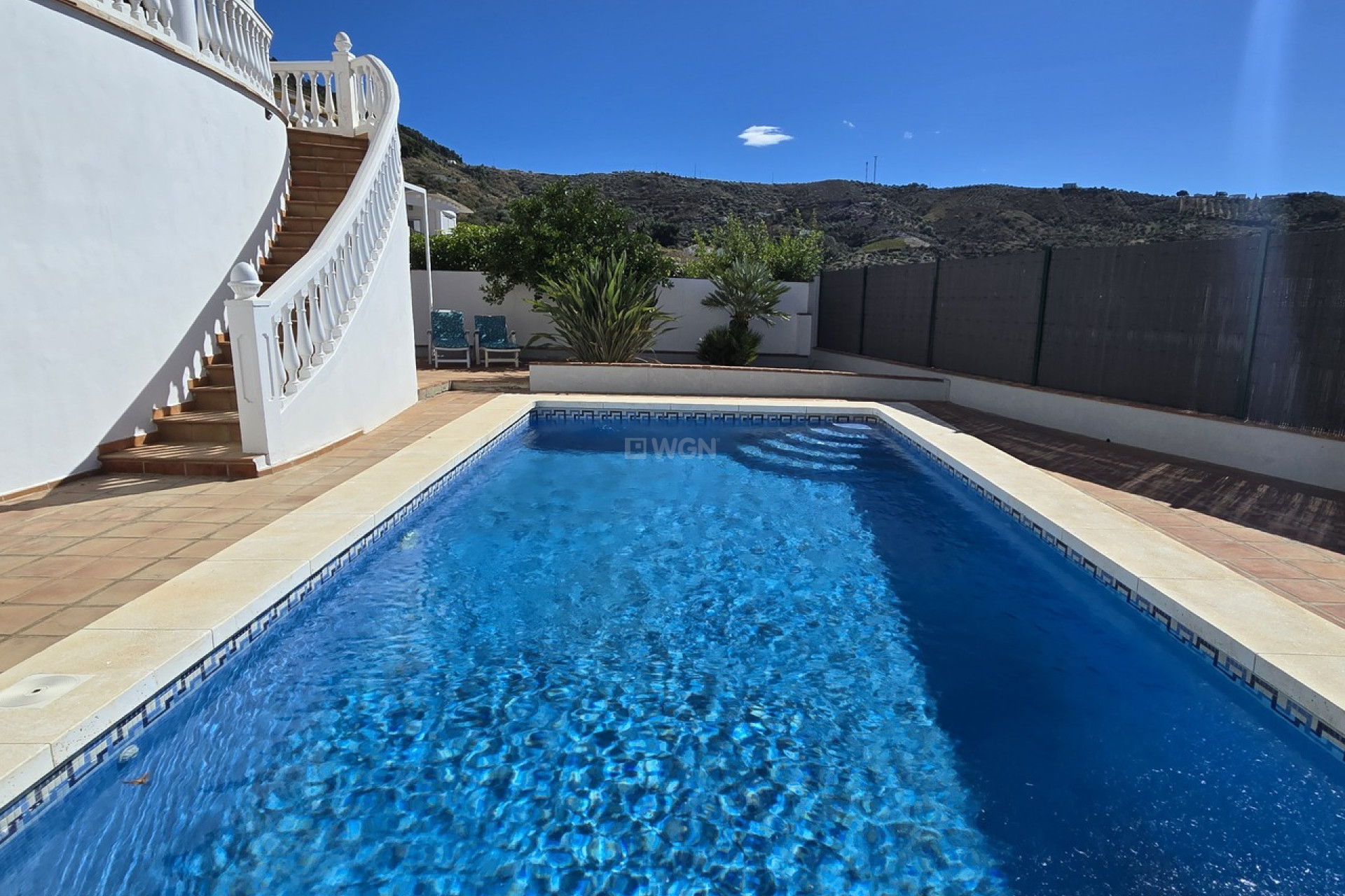 Resale - Villa - Alcaucín - Inland